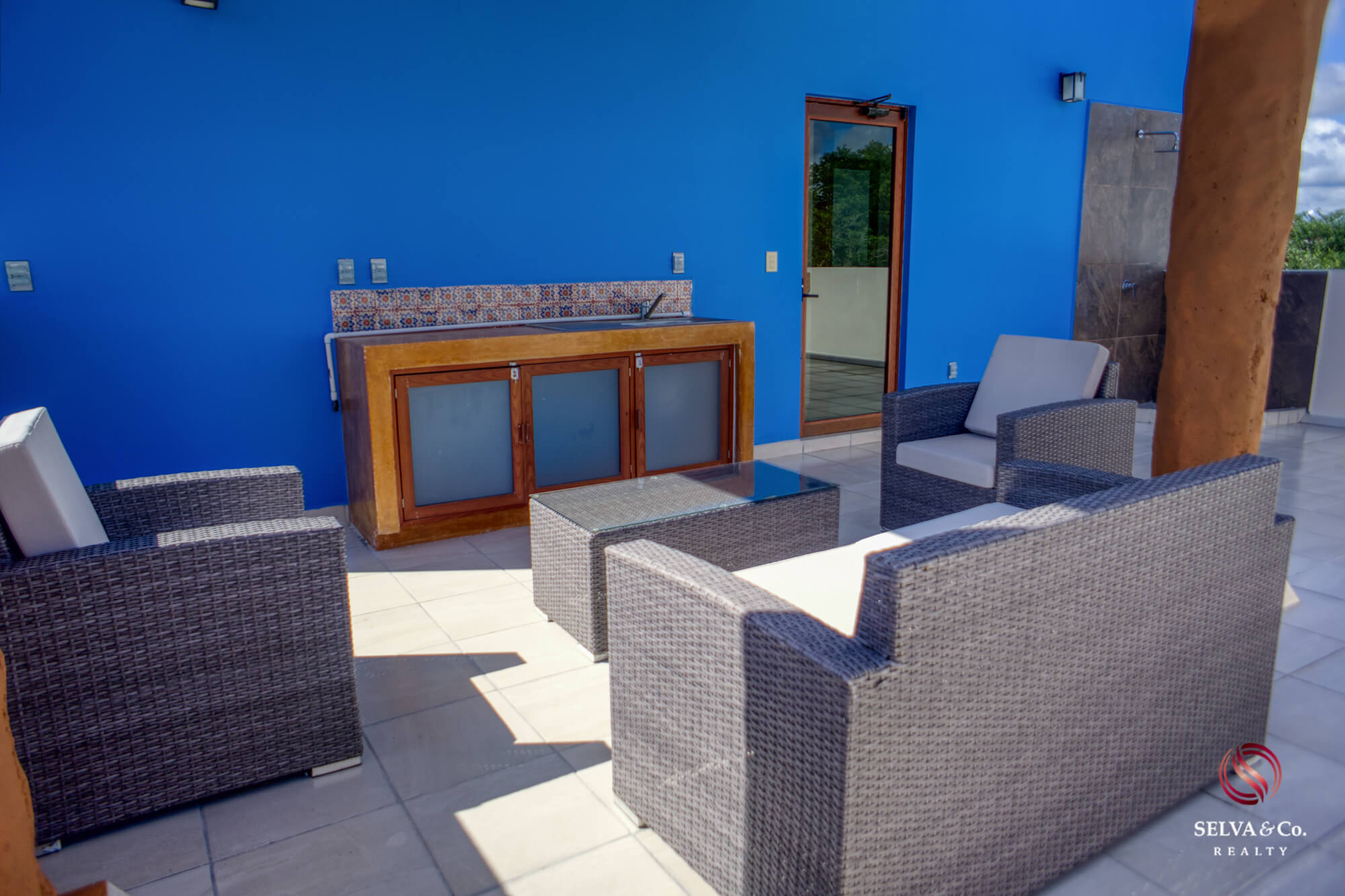 House with garden, terrace and clubhouse with amenities, for sale, Mayakoba, Playa del Carmen.