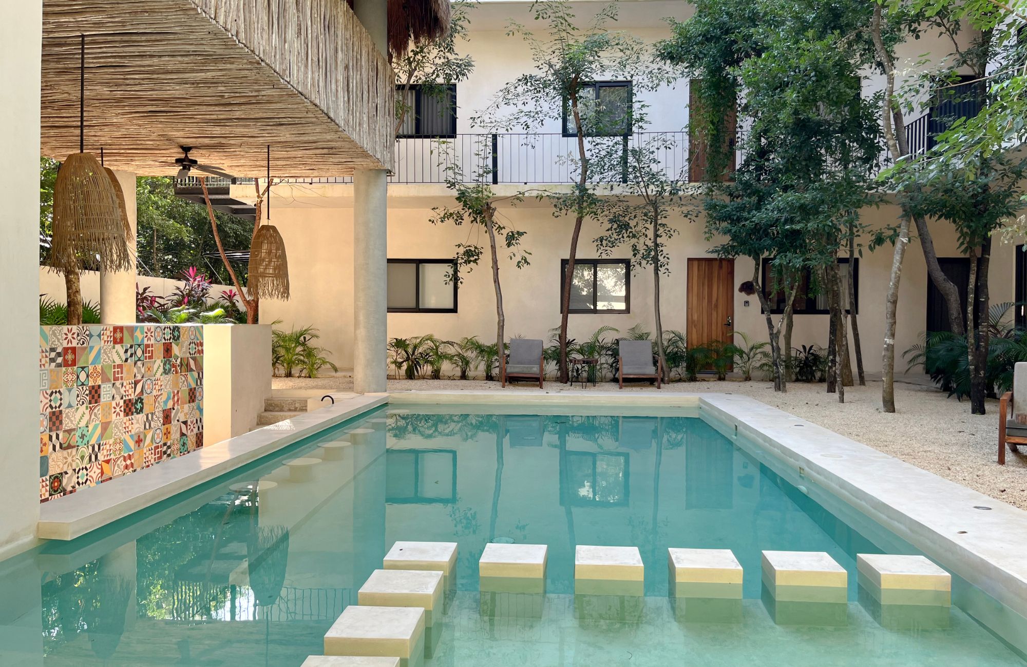 Penthouse in green building with solar panels, luxury common areas, concierge, gym, jacuzzi, 10 minutes from the beach, in Tulum, la veleta,