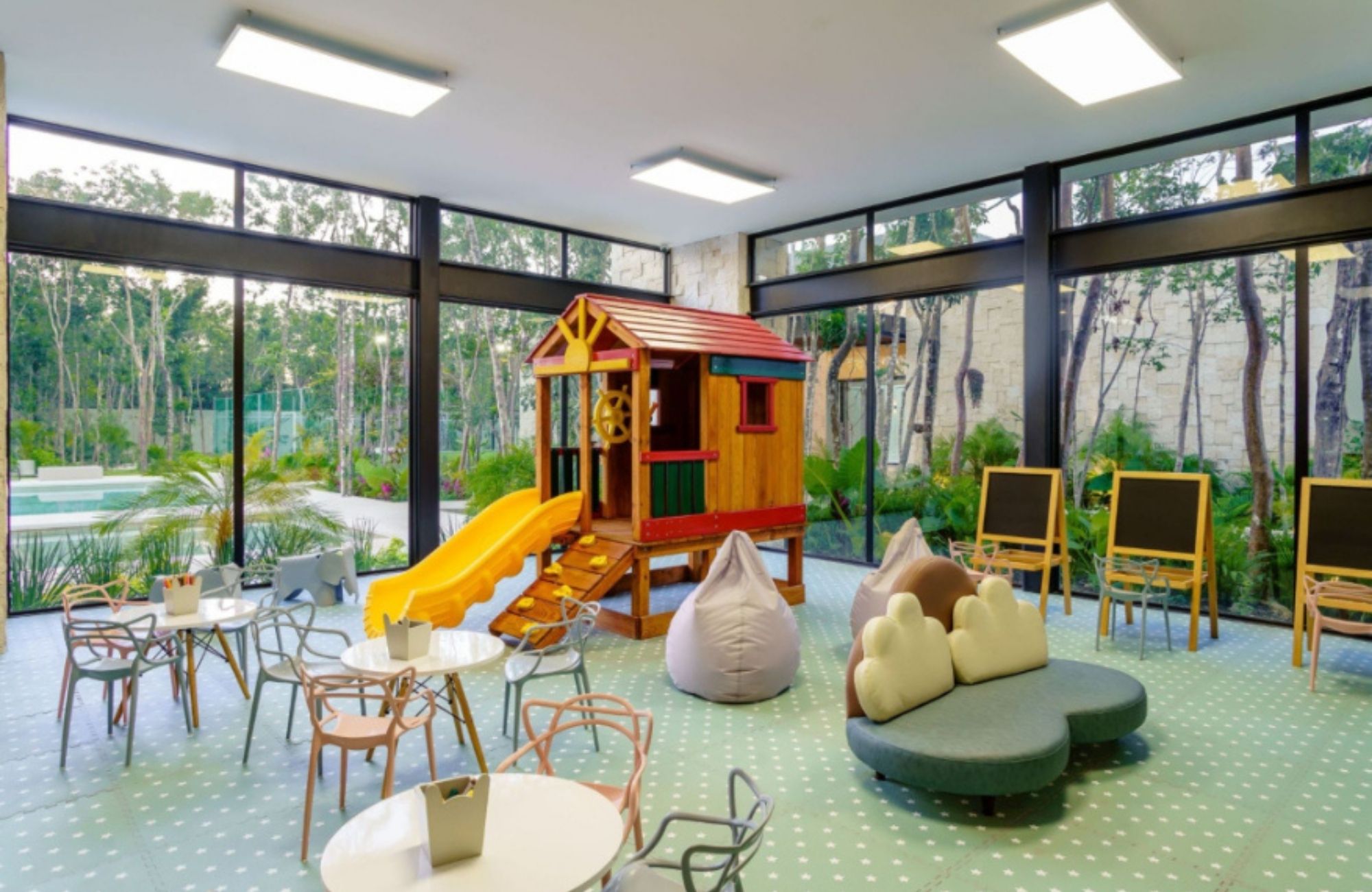 House in gated community with wellness center for sale, Xpu-ha, Quintana Roo