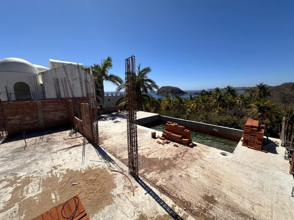 Ocean view villa, beach access, pool, for sale, Punta Santa Cruz, Huatulco.