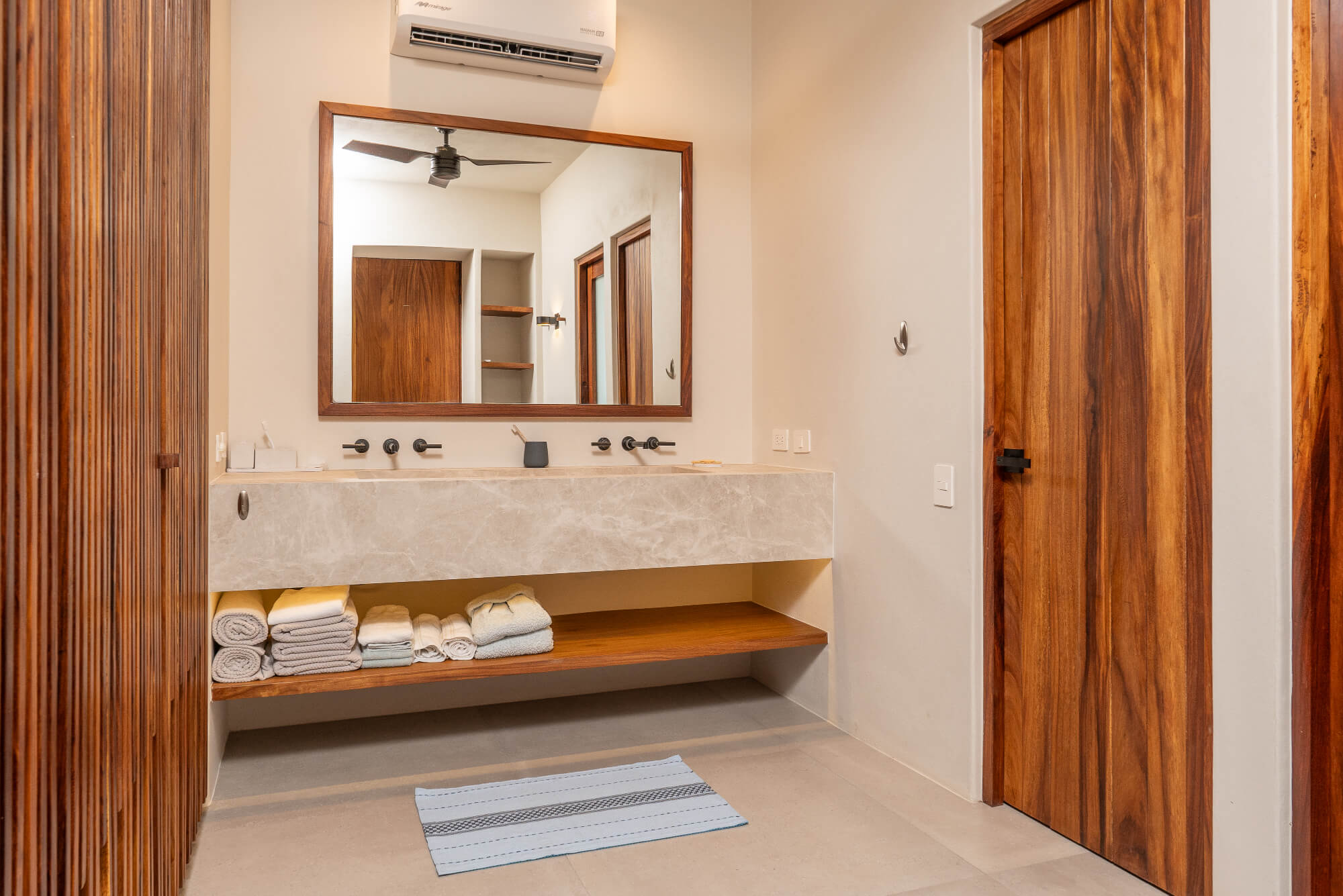 Oceanfront penthouse with private rooftop for sale, Sotavento, La Entrega Beach, Huatulco