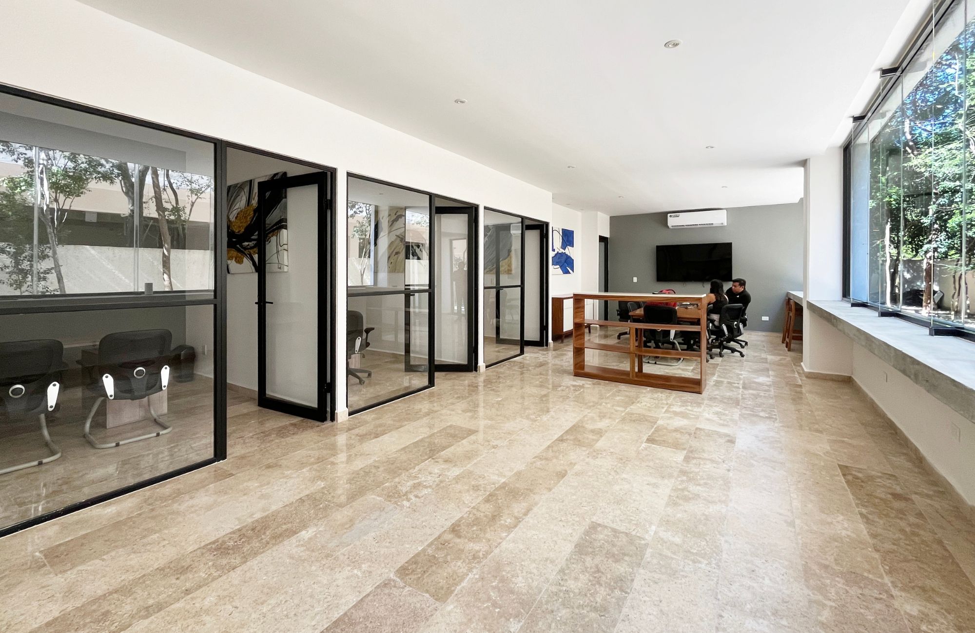 Departamento con alberca para adultos y bar en rooftop, alberca para ni&ntilde;os, spa, co-working, gimnasio, en pre-venta, Aldea Zama, Tulum.