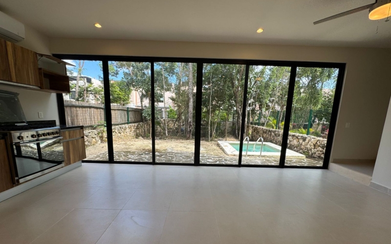 Casa con alberca privada en venta, Avenida Coba, Tulum