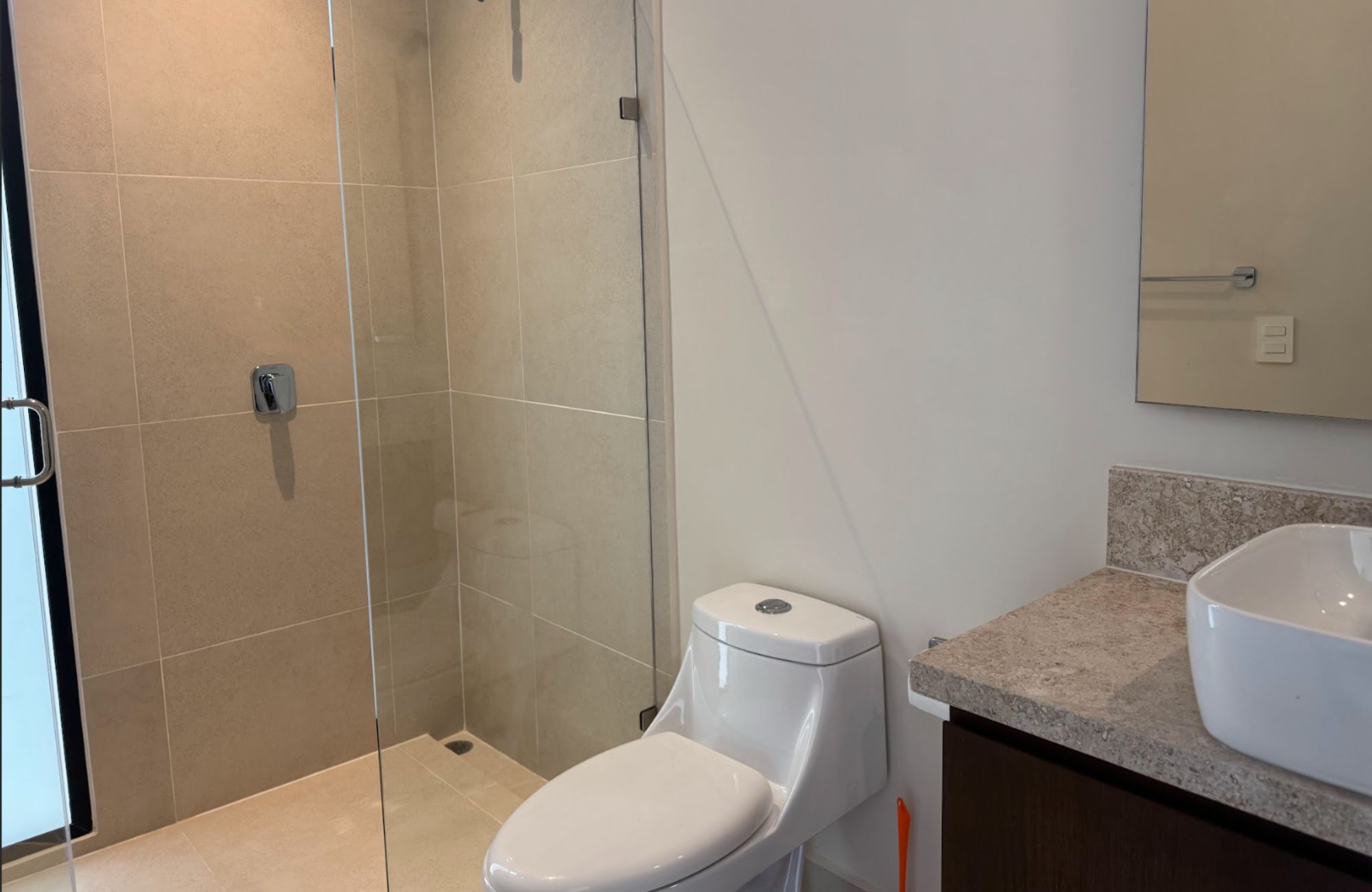 Casa con jard&iacute;n y alberca privada, en venta, Avenida Coba, Tulum