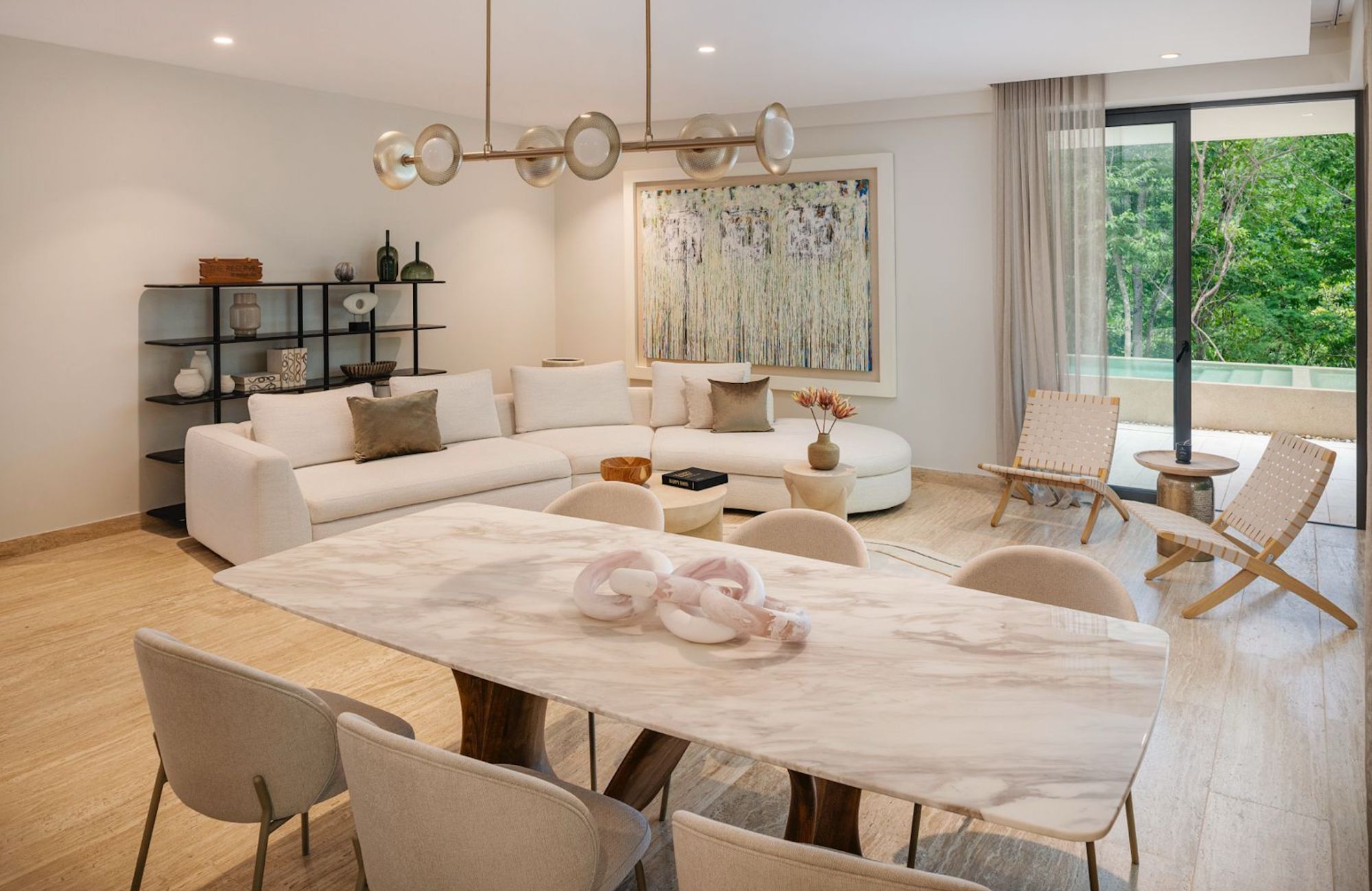 Oceanfront condominium with two terraces, pre-sale Playa del Carmen.