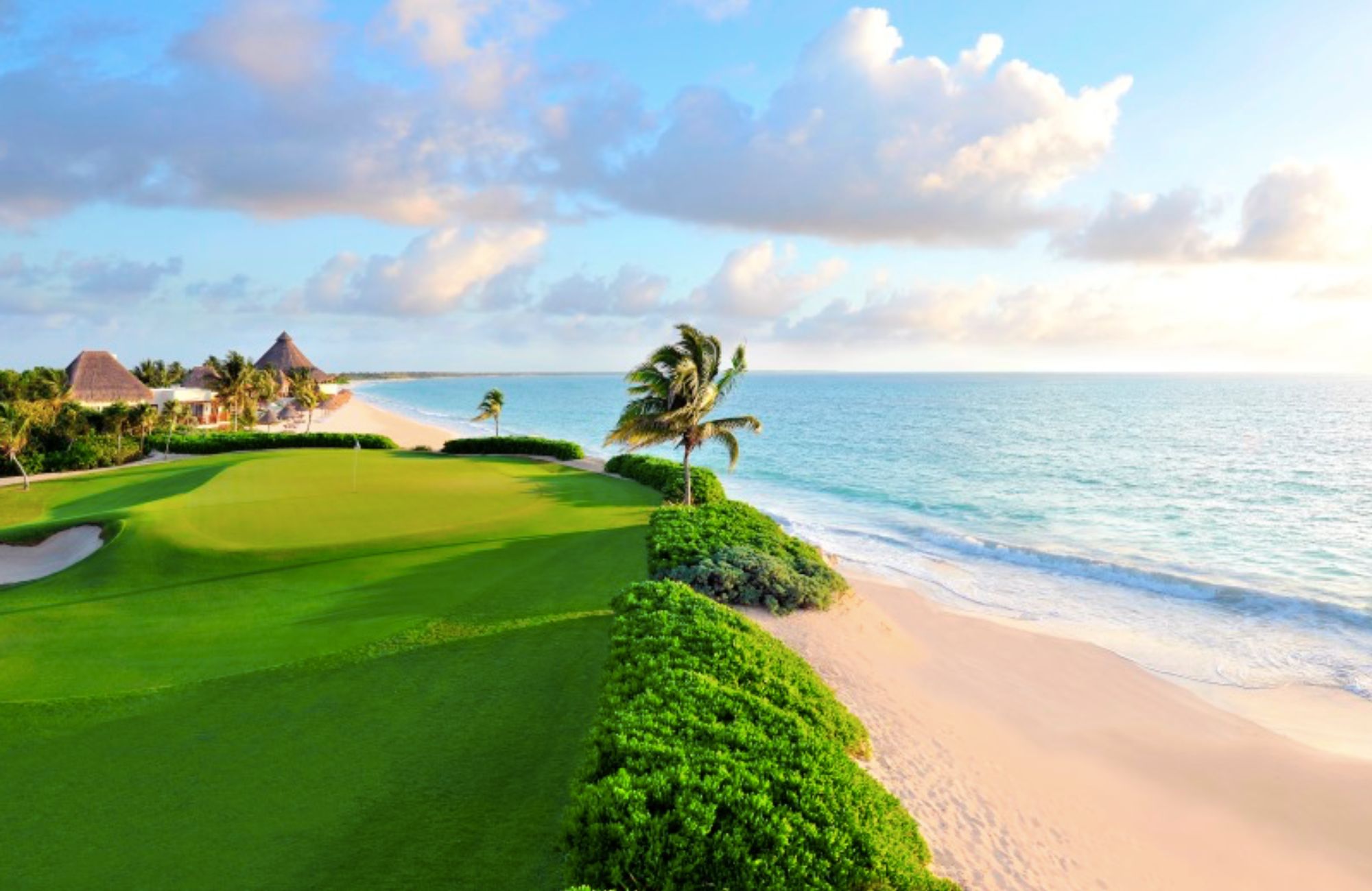 Exclusive apartment, golf course, beach club, for sale, Playa del Carmen