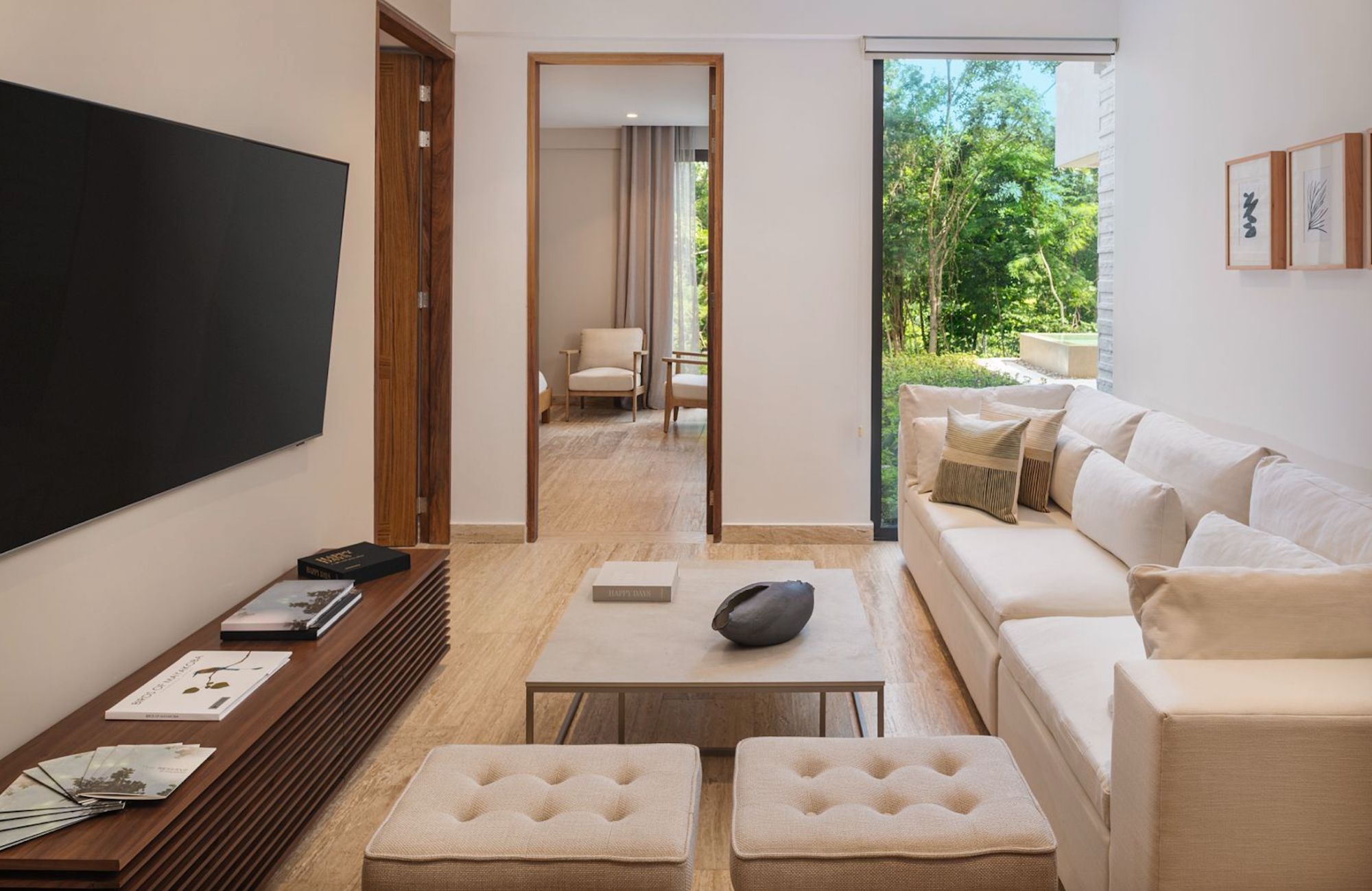 Residence in luxury hotel, surrounded by green, exclusive amenities in Punta Venado, Playa del Carmen.