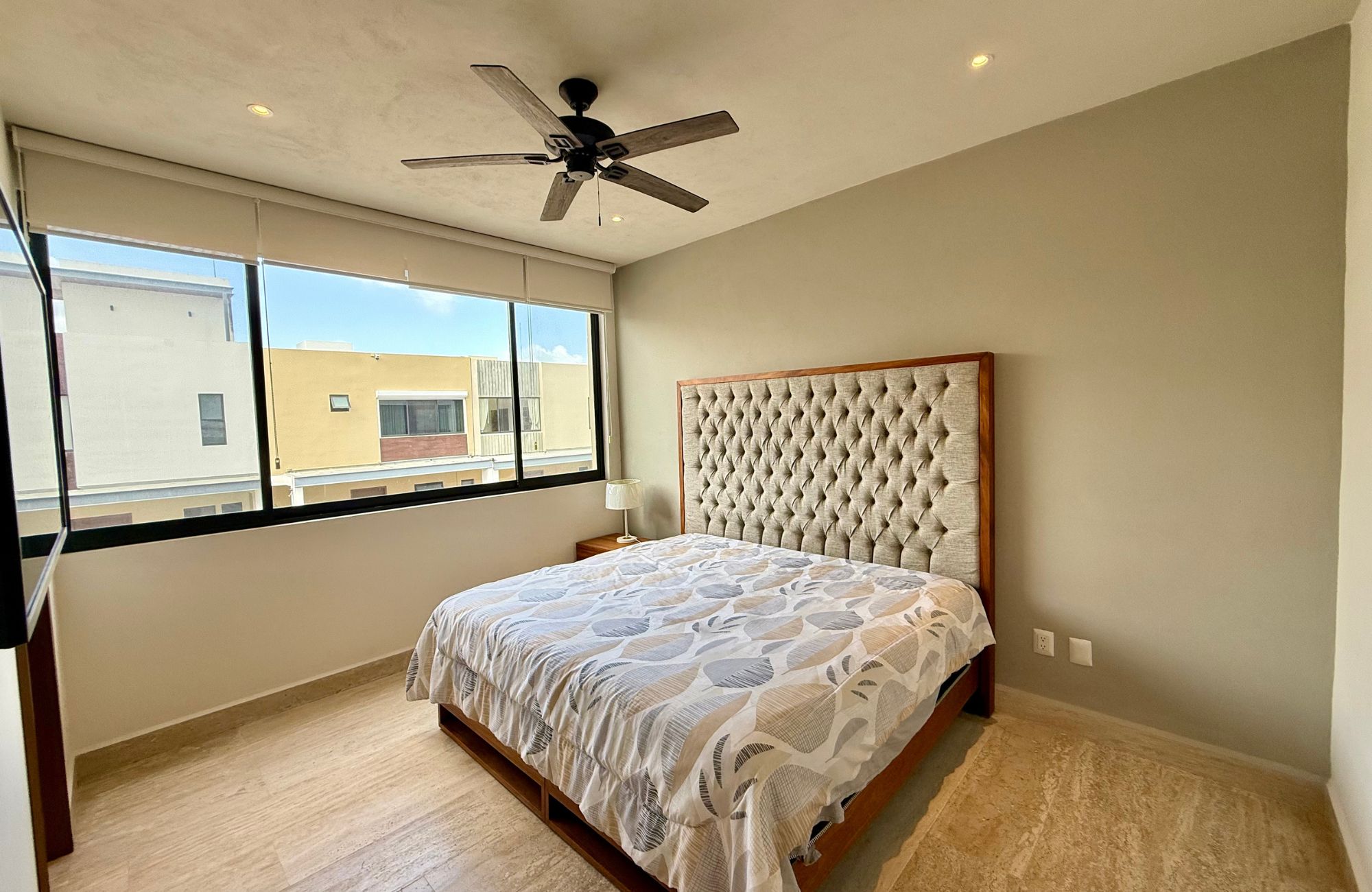 Casa de 3 recamaras con alberca privada en venta en Residencial Aqua Cancun