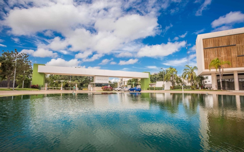 Casa con alberca privada en venta, Huayac&aacute;n, Canc&uacute;n