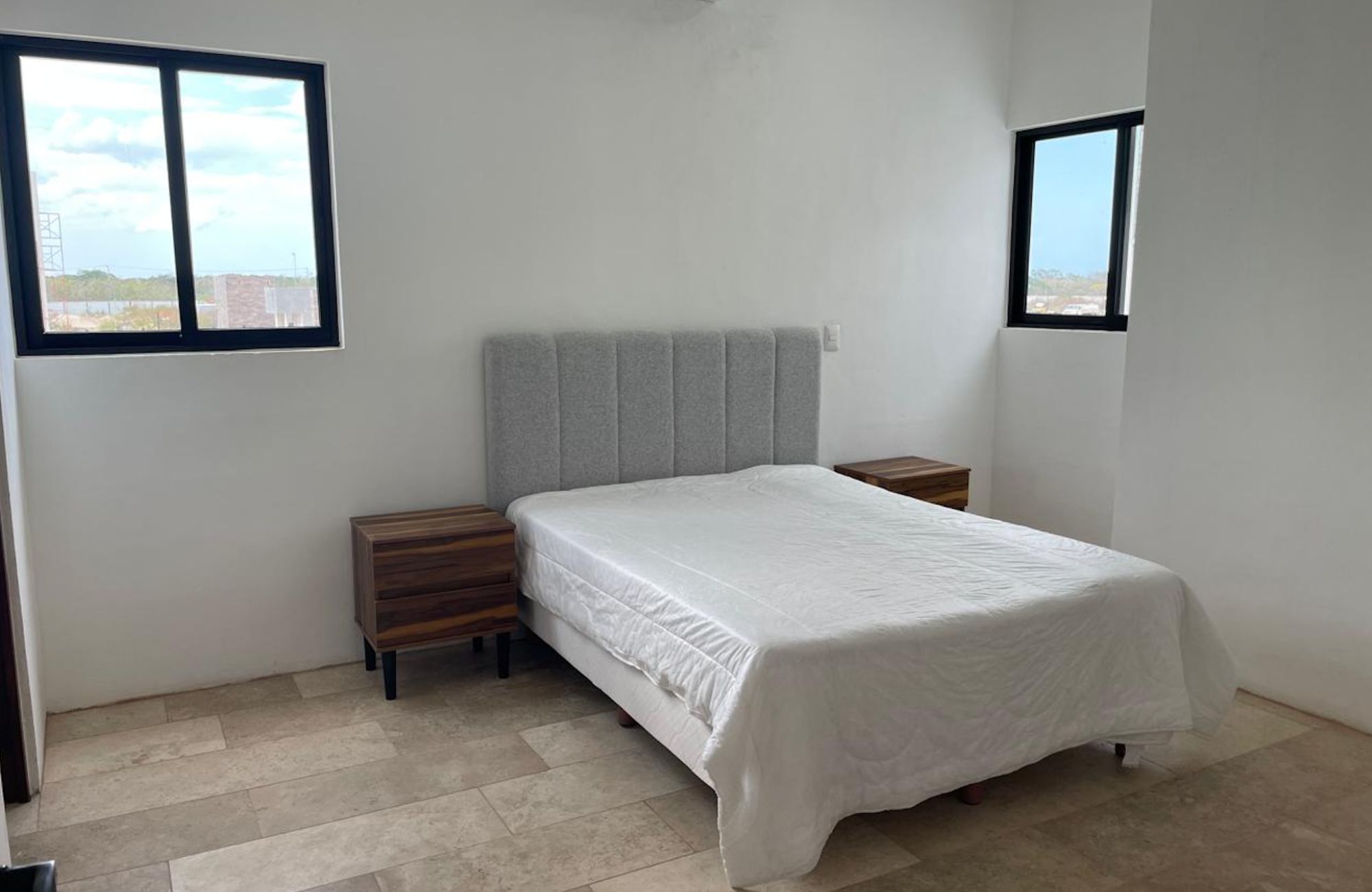 Home with private Pool and Garden, for sale, Country Zone, M&eacute;rida