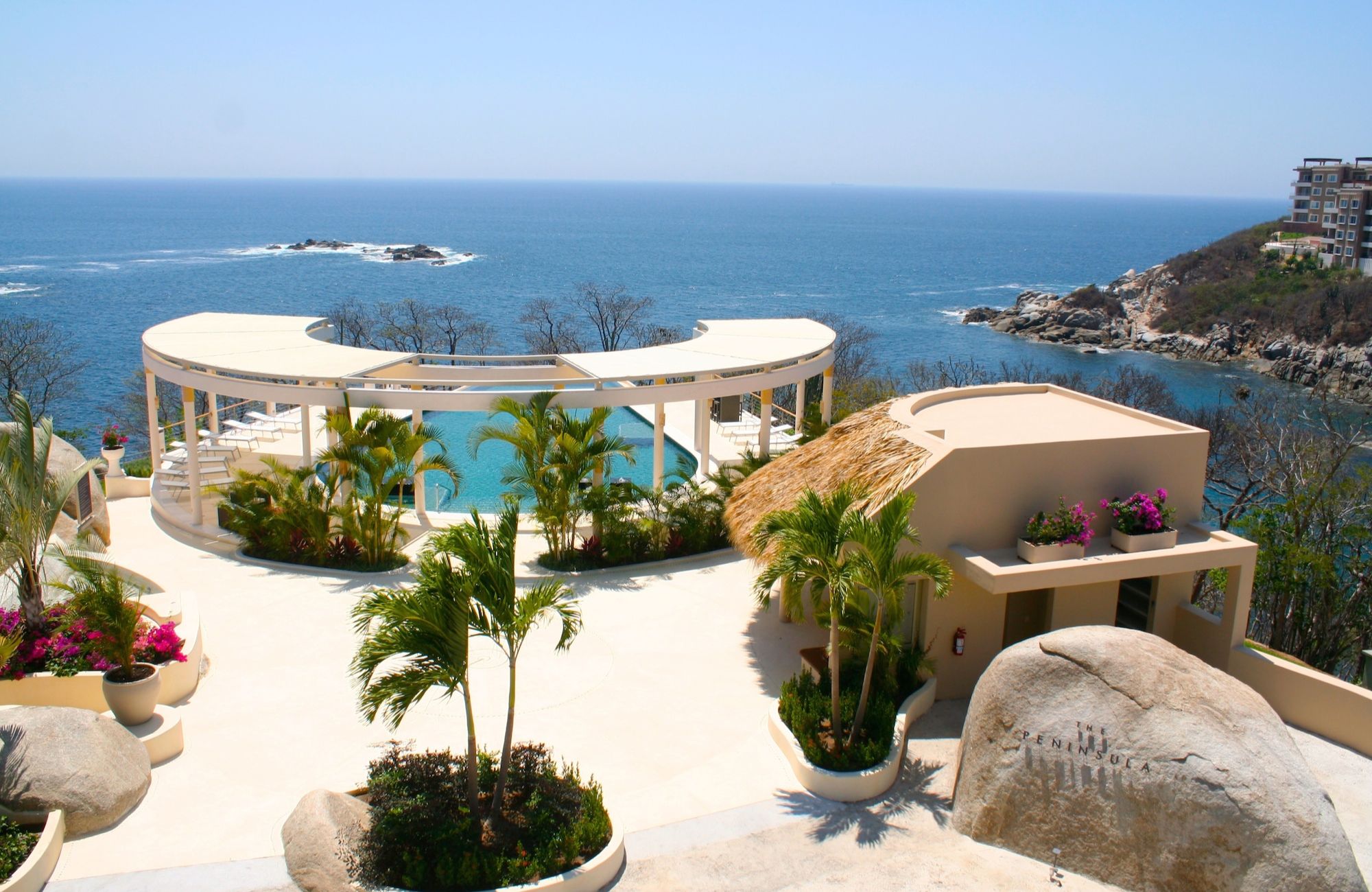 Departamento con vista al mar y&nbsp; alberca privada, en venta,&nbsp; Arrocito, Huatulco