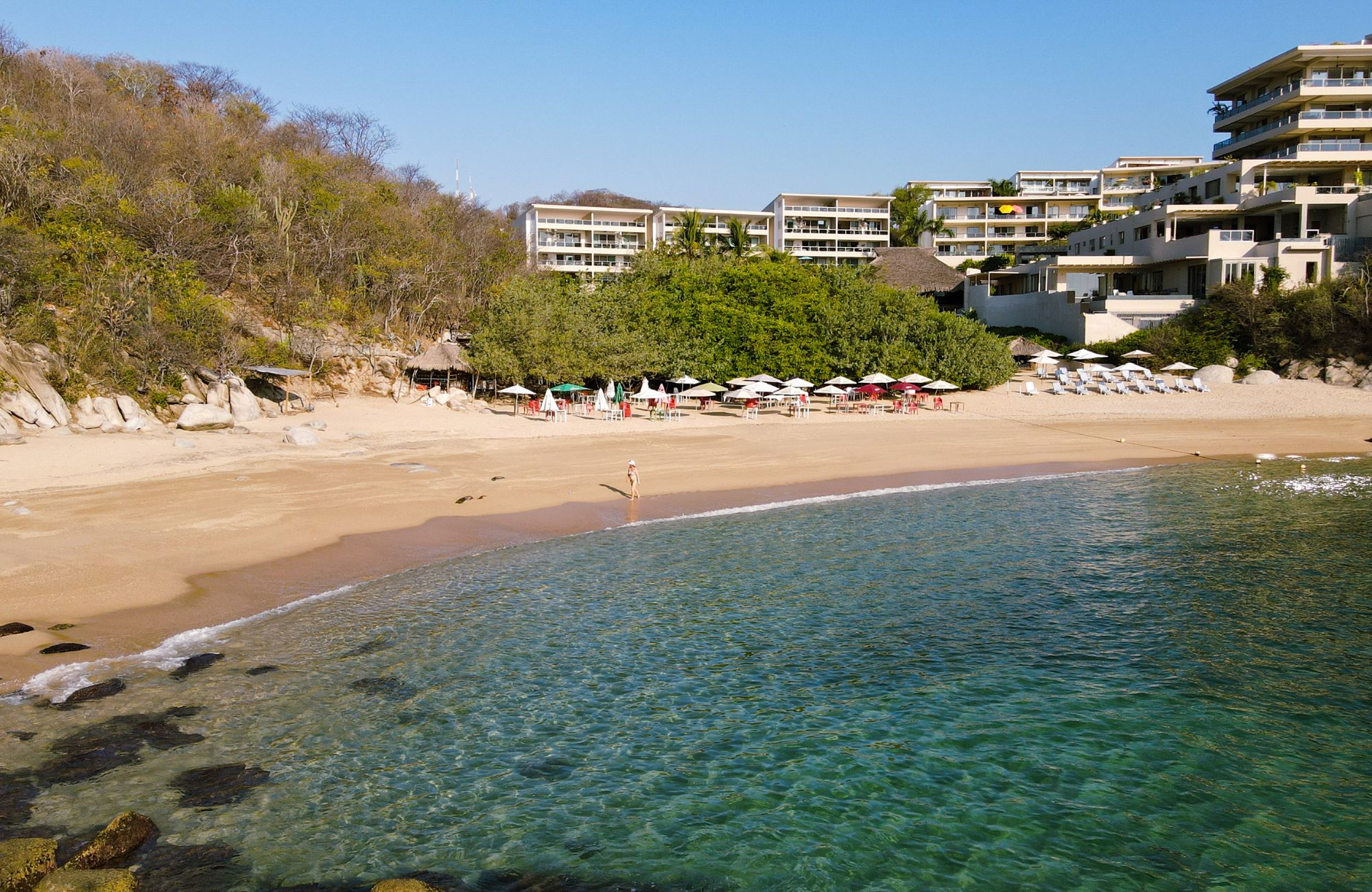 Condo with ocean view, beach club and access to the sea, golf, sports courts, spa and more, pre-construction, sale Huatulco.