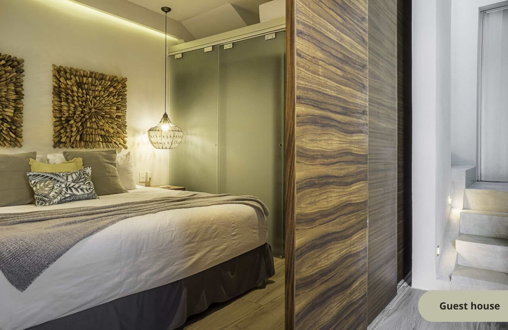 Stylish Waterfront Escape with Pool &ndash; Puerto Aventuras