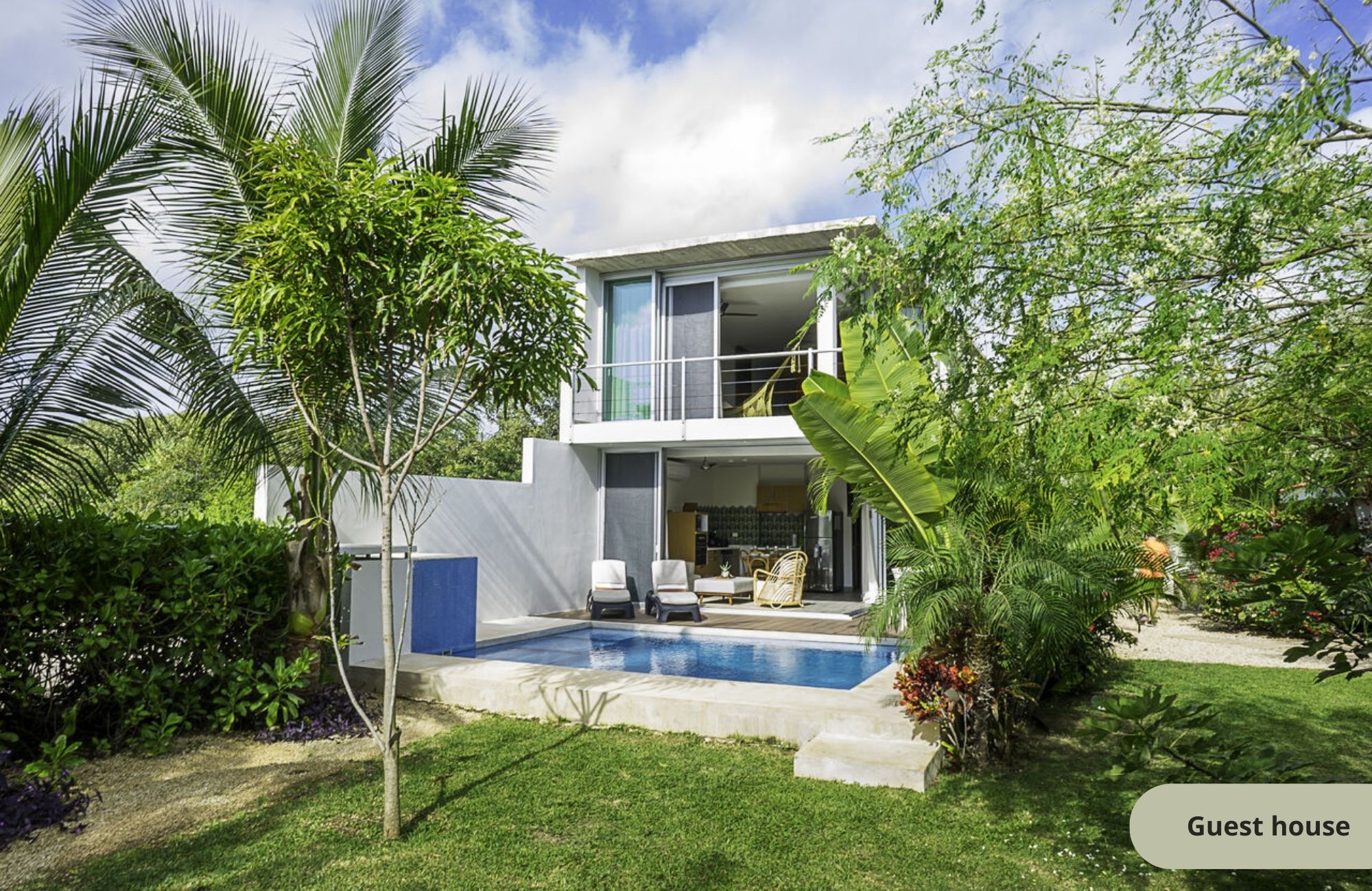 Stylish Waterfront Escape with Pool &ndash; Puerto Aventuras