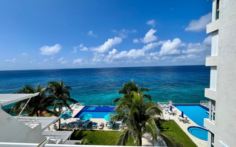 Oceanview condo,Terrace, for sale, North Hotel Zone, Cozumel