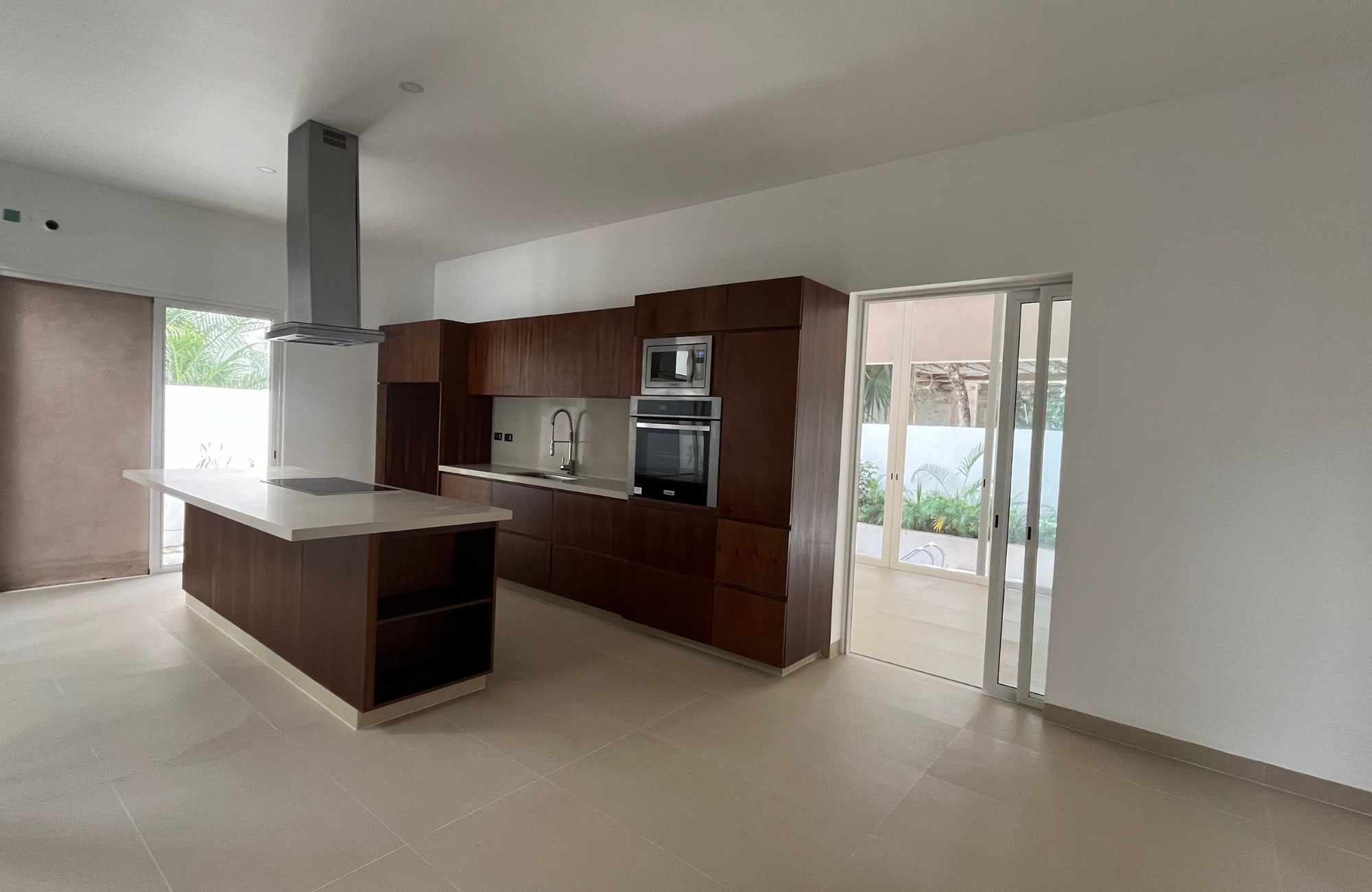 Luxury Home with Rooftop for Sale in Selvamar, Playa del Carmen