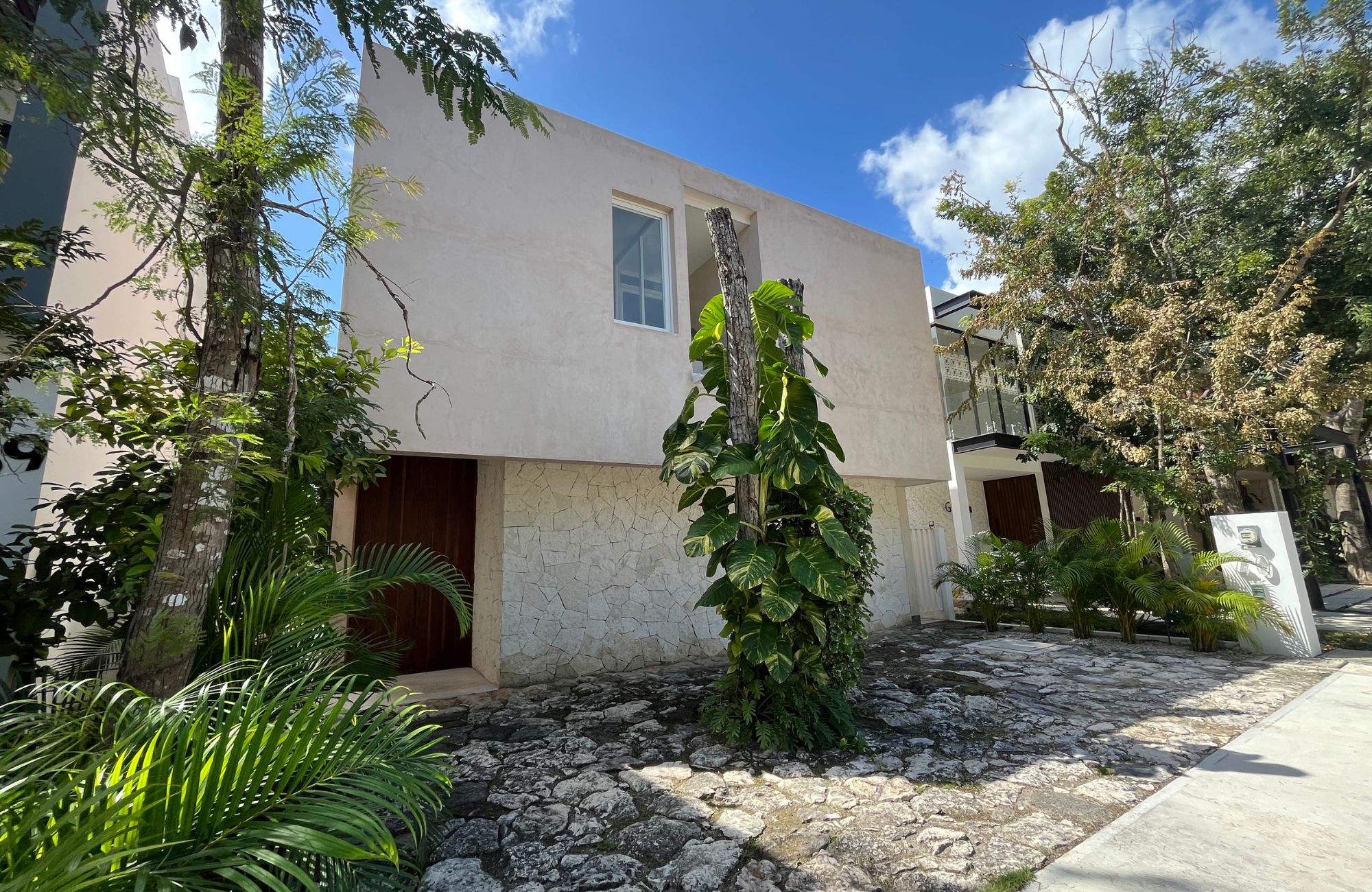 Luxury Home with Rooftop for Sale in Selvamar, Playa del Carmen
