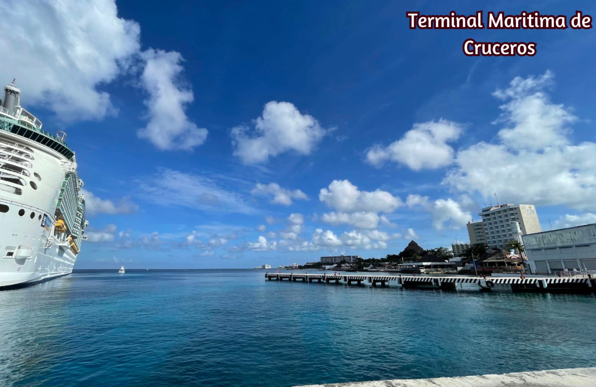 House with spacious garden and private pool for sale, Centro, Cozumel