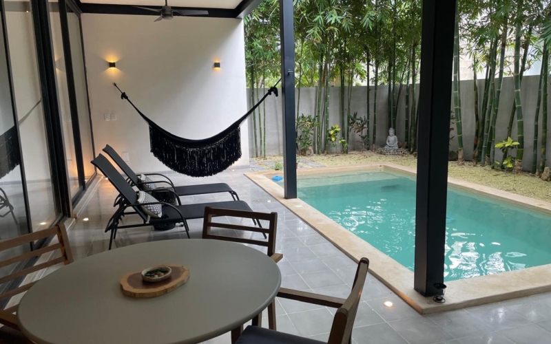 House with Private Pool and Terrace for Sale, Zona Norte, M&eacute;rida