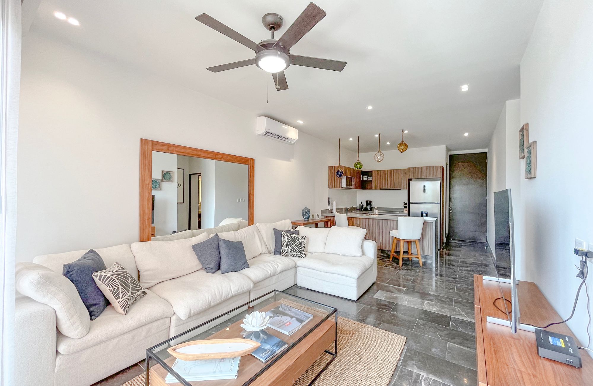 Departamento cerca del mar, sistema lock off,&nbsp; sky pool, coworking, pre-construccion, en venta Tankah, Tulum.