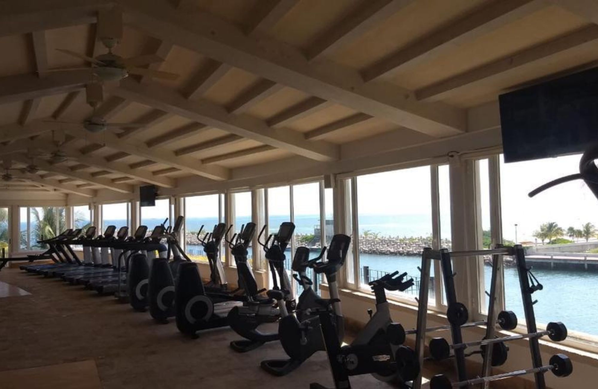 House with Private Pool for Sale, Puerto Canc&uacute;n, Canc&uacute;n