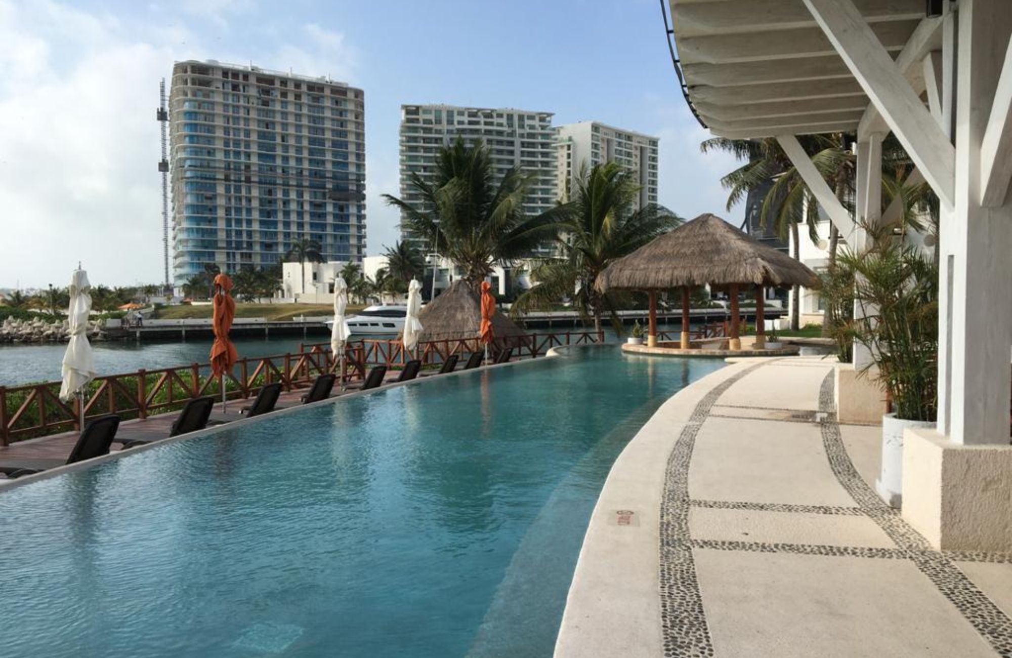 House with Private Pool for Sale, Puerto Canc&uacute;n, Canc&uacute;n