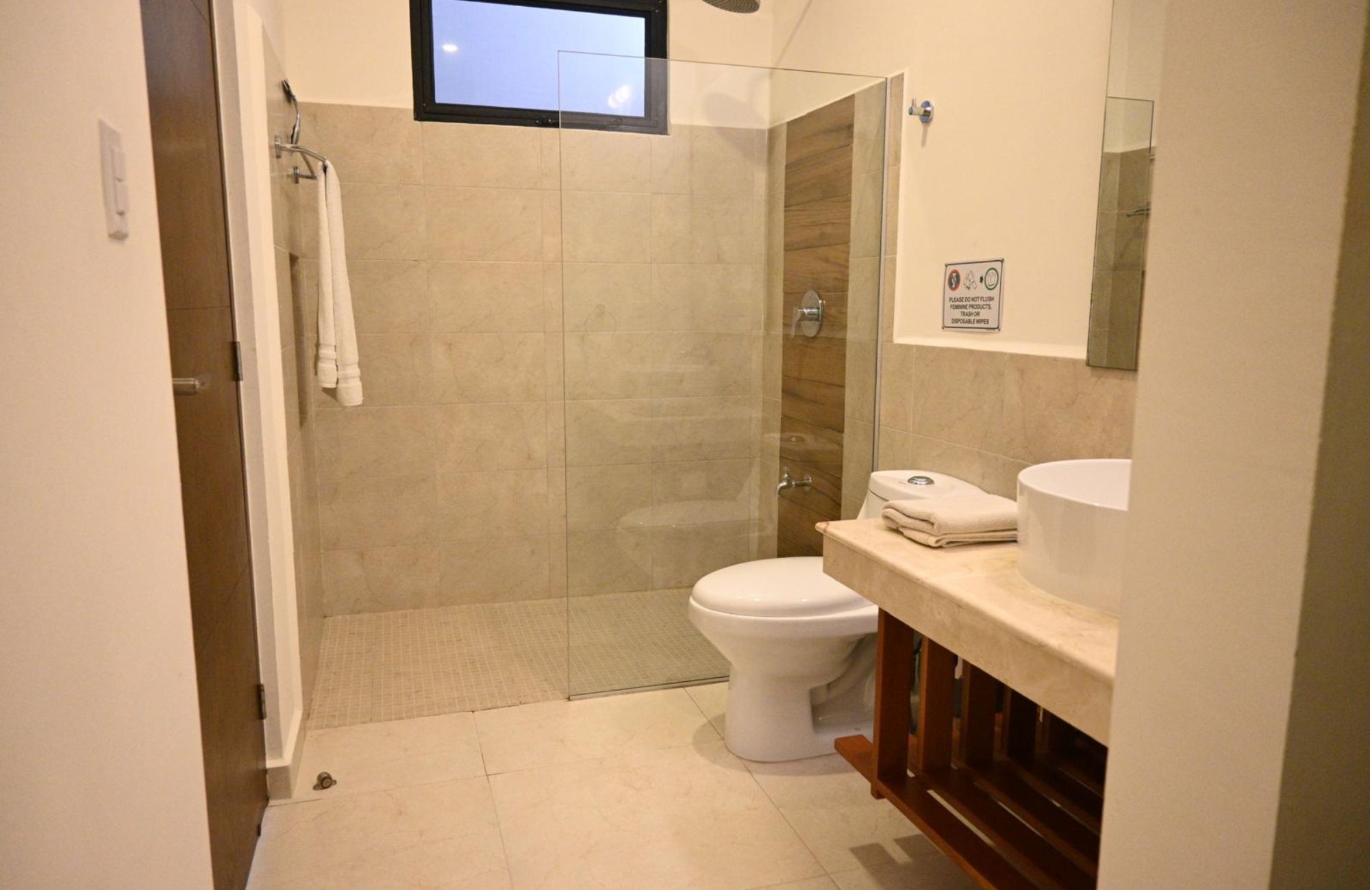 Oceanfront Condo with Common Pool and Rooftop for Sale in Telchac, Yucat&aacute;n