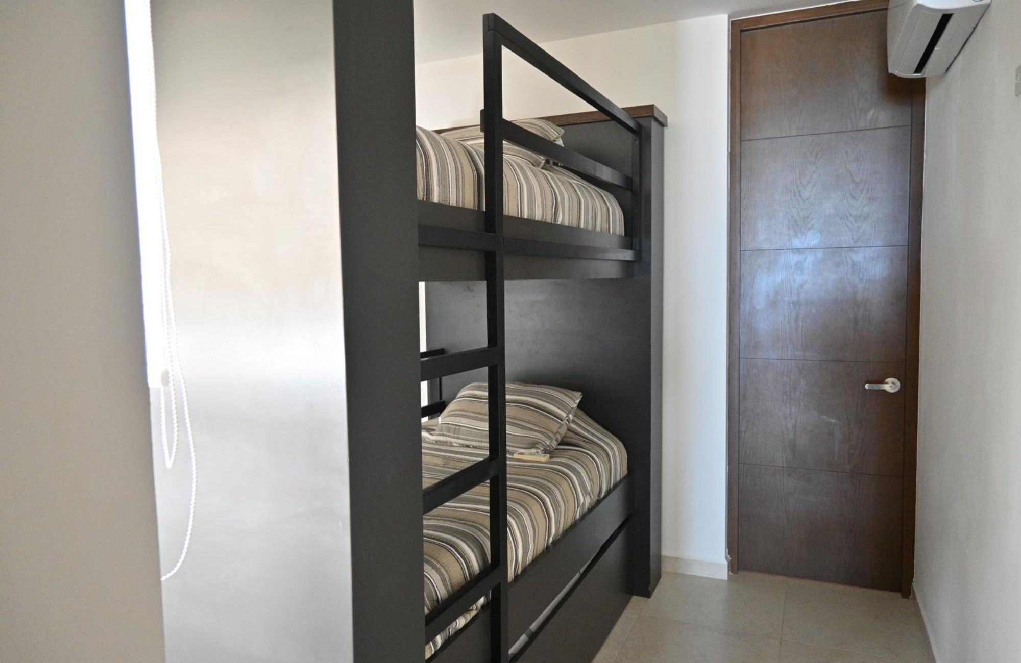 Oceanfront Condo with Common Pool and Rooftop for Sale in Telchac, Yucat&aacute;n