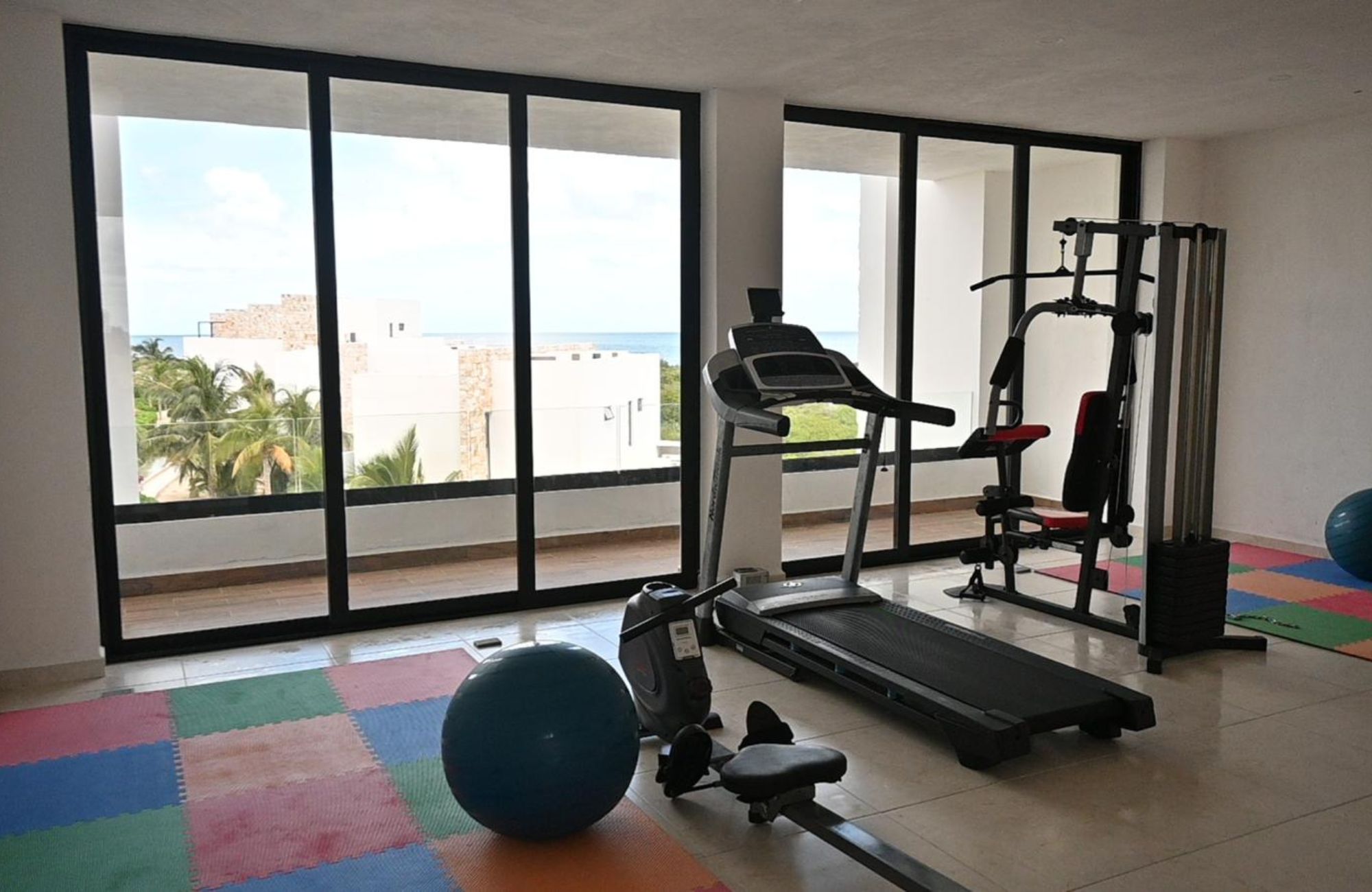 Oceanfront Condo with Common Pool and Rooftop for Sale in Telchac, Yucat&aacute;n