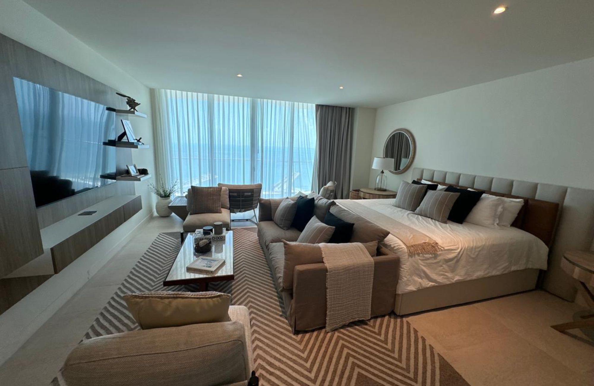 Luxury penthouse with studio and Nichupt&eacute; Lagoon views, Hotel Zone Canc&uacute;n