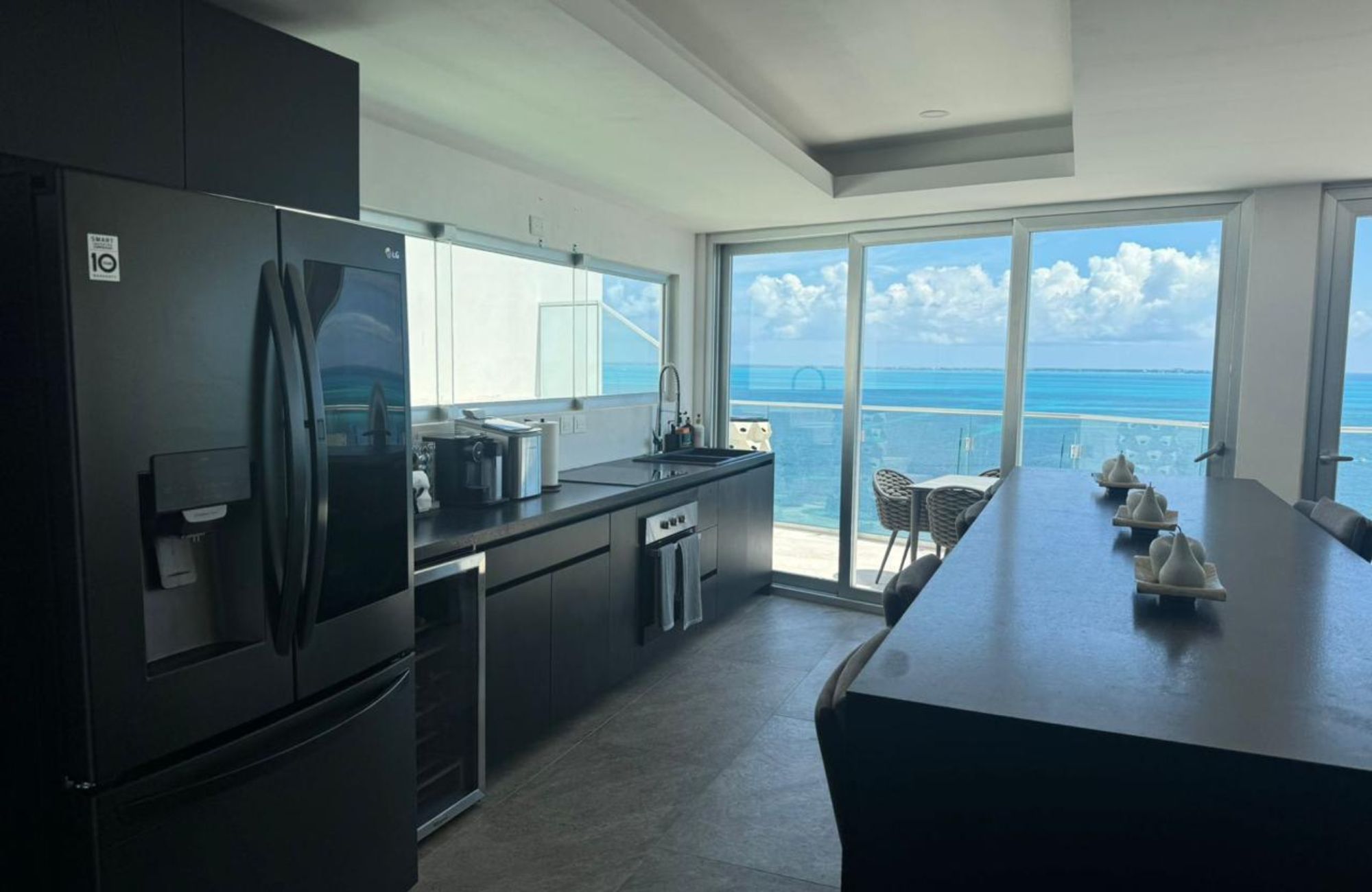 Luxury penthouse with studio and Nichupt&eacute; Lagoon views, Hotel Zone Canc&uacute;n