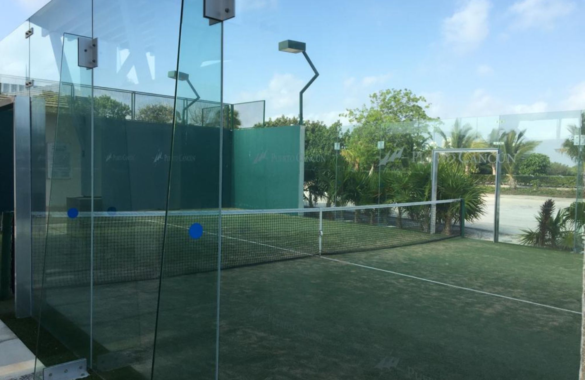 Hermoso departamento con vista al mar y la marina, con amenidades: alberca infinity, spa, gimnasio, area lounge, salon de eventos, lobby