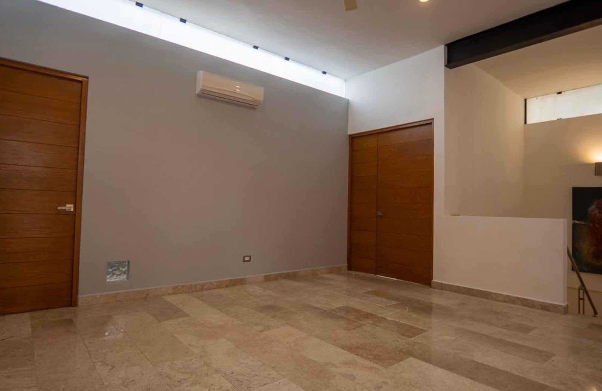 Casa con alberca privada, cava y jard&iacute;n, en venta, Residencial El Origen, M&eacute;rida