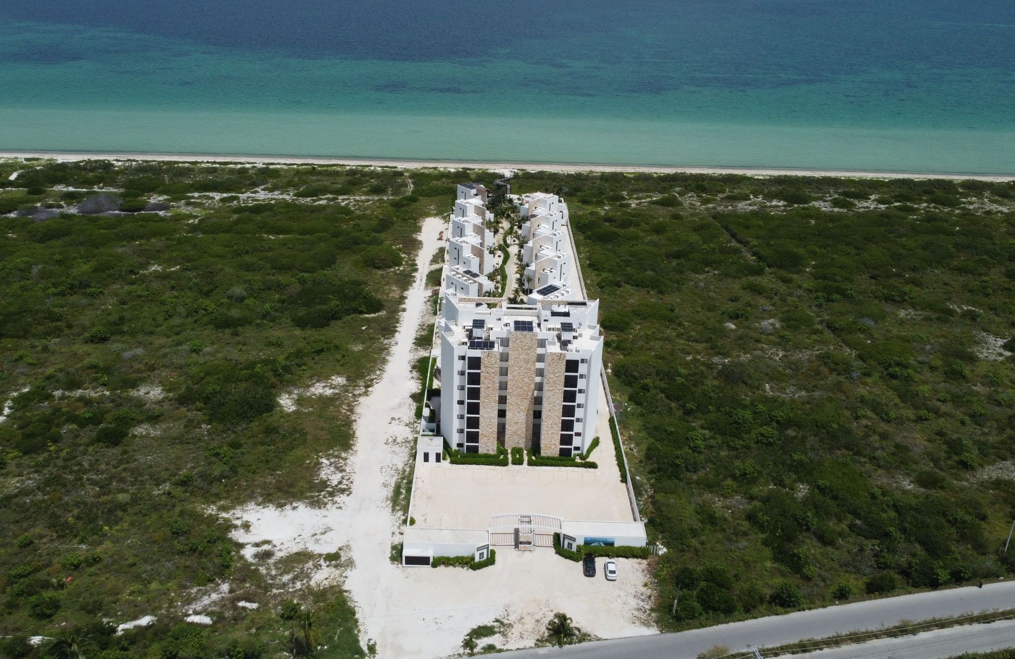 Condo with pool, terrace, service room, pre-sale, North Zone, M&eacute;rida.