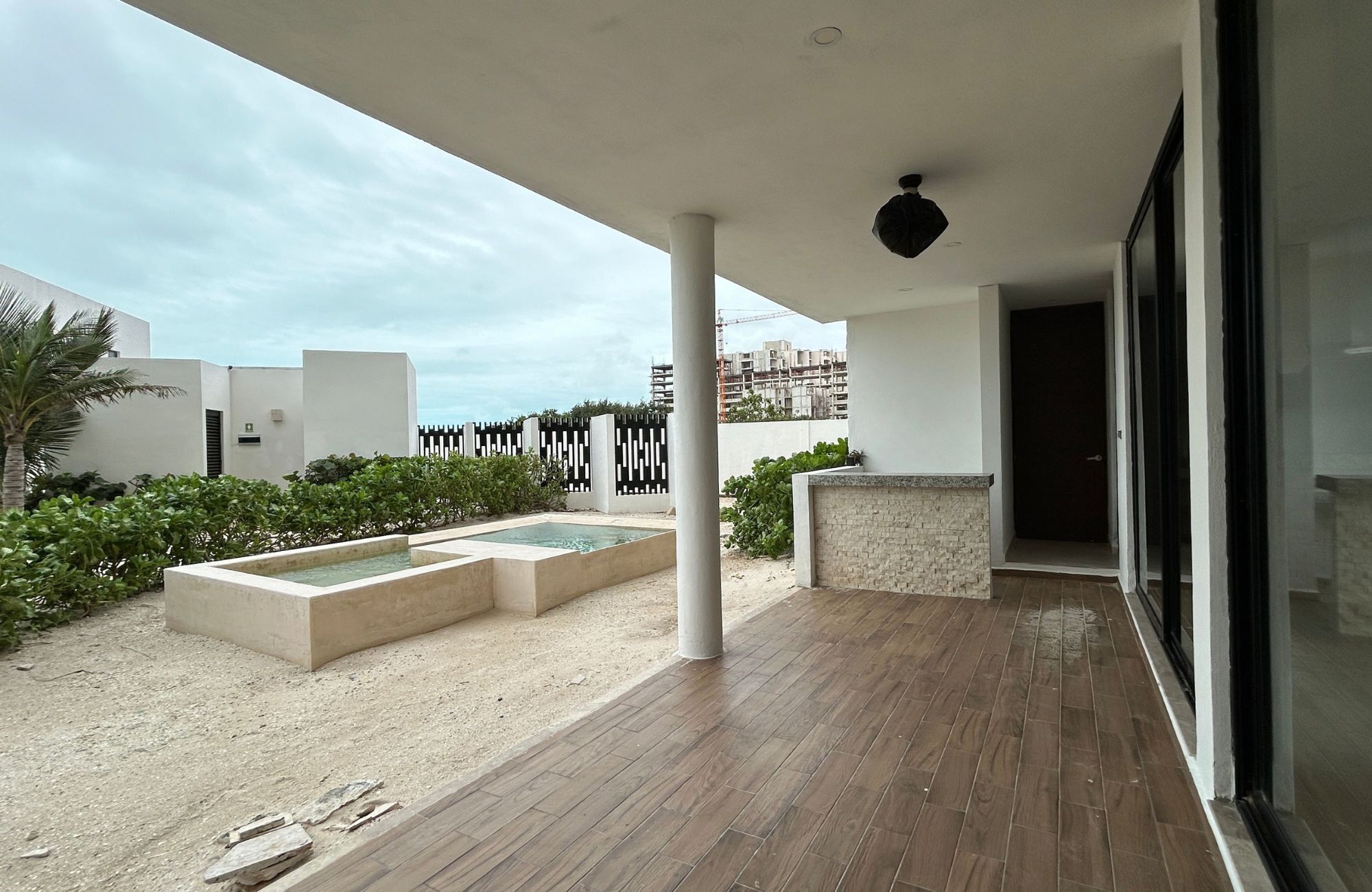 Condo with pool, terrace, service room, pre-sale, North Zone, M&eacute;rida.
