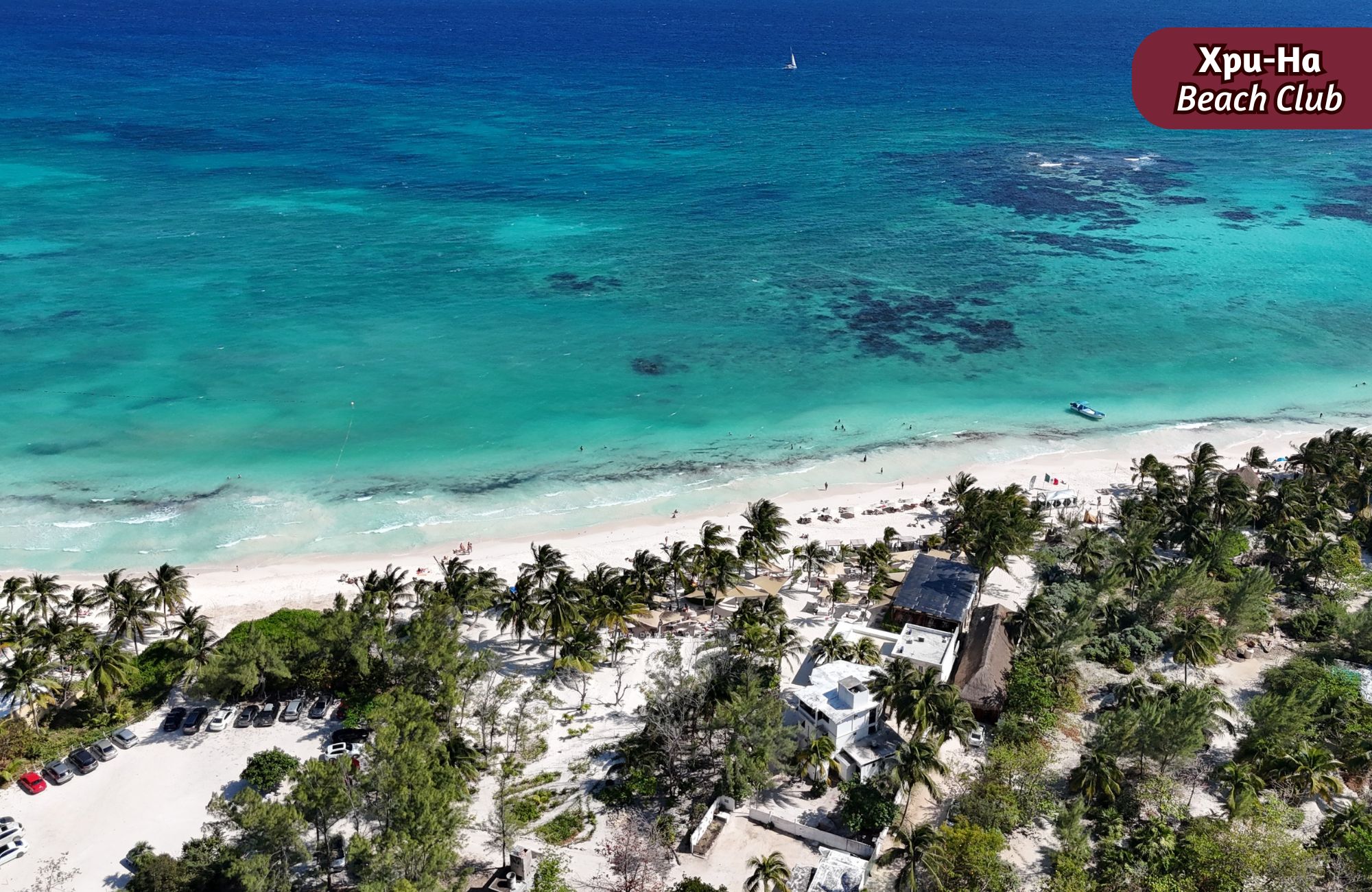 House with private pool, hot tub spa, smart key card, amenities: gym, juice and coffee bar, common pool, in Aldea Zama, Tulum for sale.