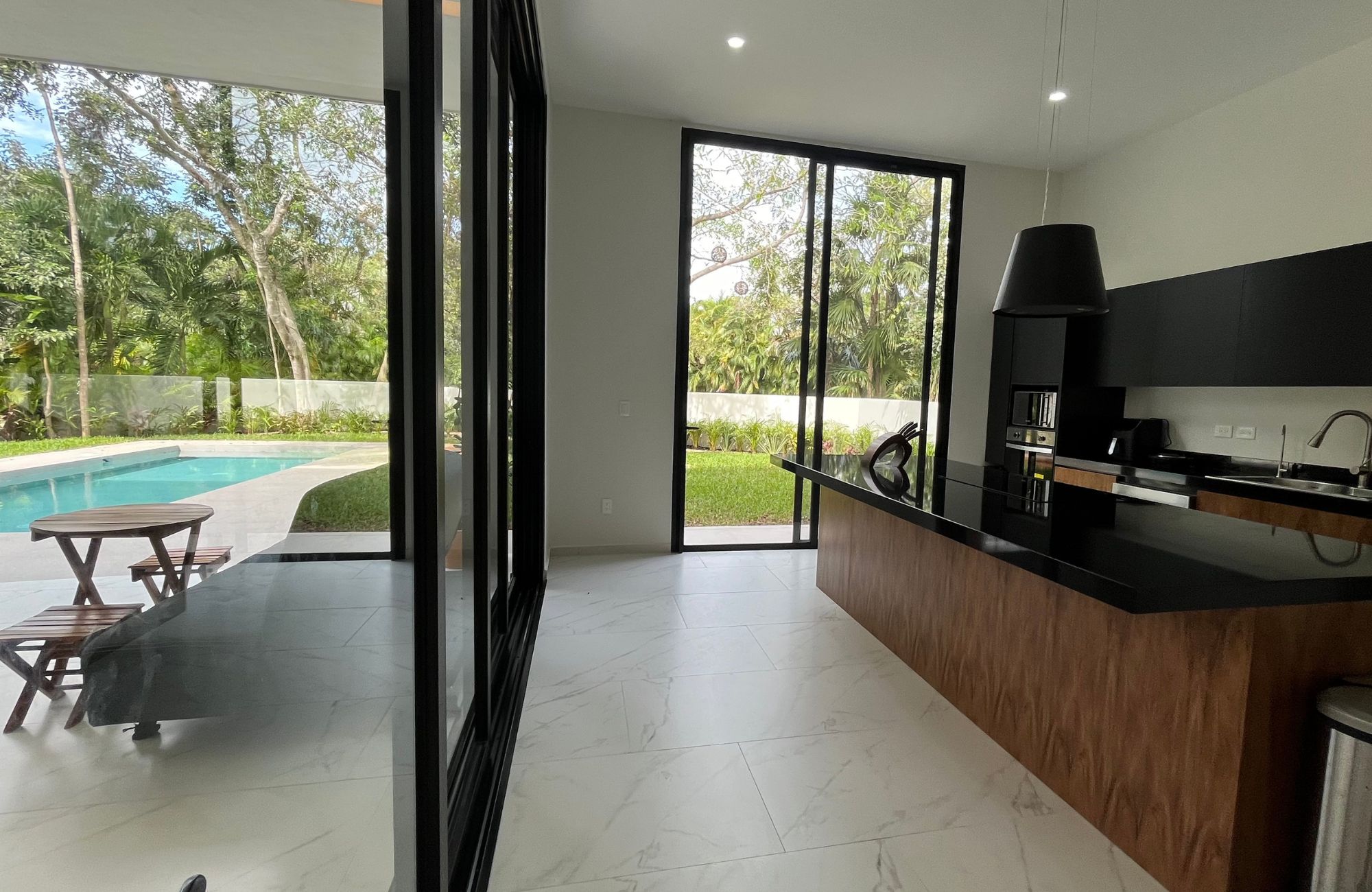 House with studio and private pool for sale, Xpu-ha, Quintana Roo