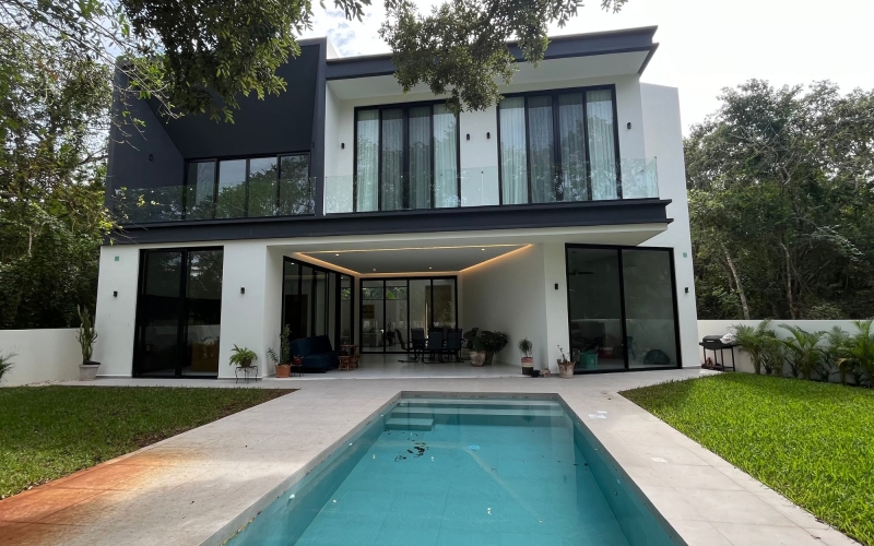 House with Private Pool for Sale, Selvamar, Playa del Carmen