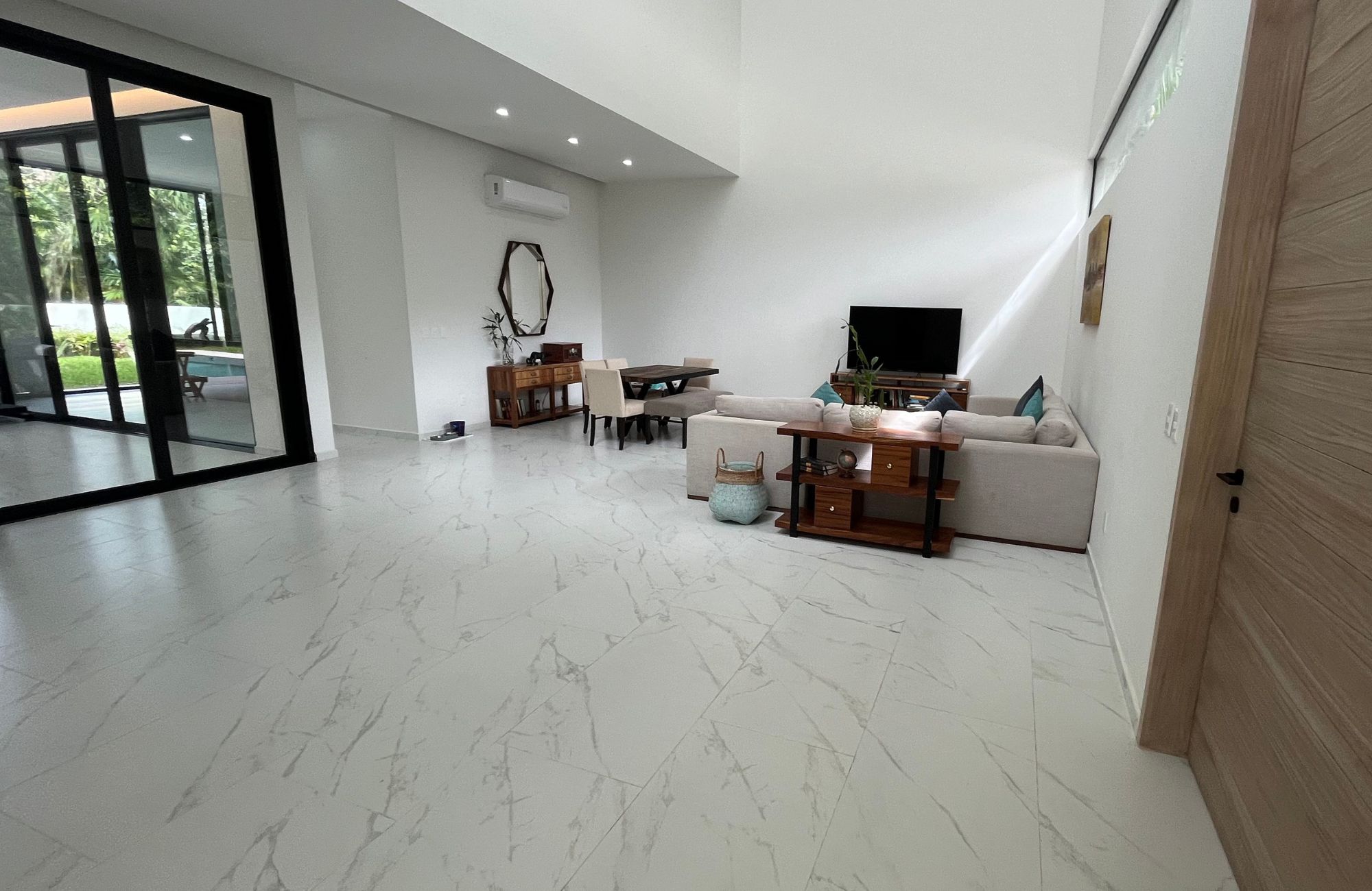 House with studio and private pool for sale, Xpu-ha, Quintana Roo