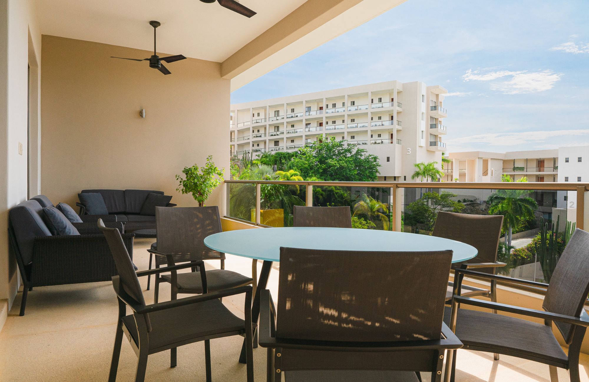 Penthouse con vista al mar, club de playa, en venta, Cosmo Residences, Huatulco