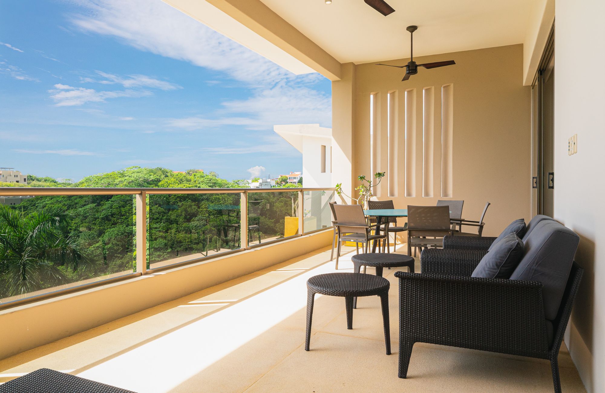 Penthouse con vista al mar, club de playa, en venta, Cosmo Residences, Huatulco