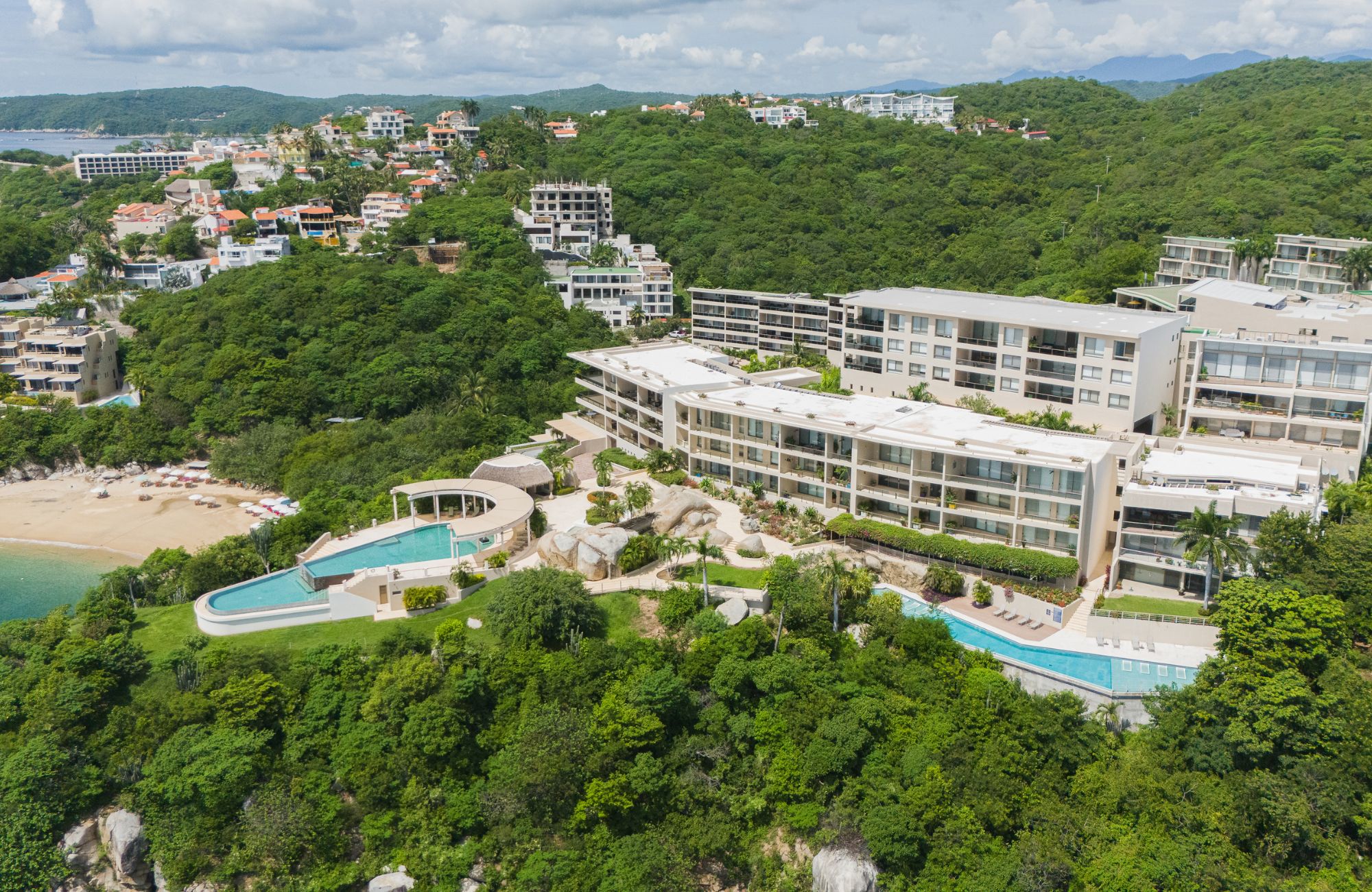 Penthouse con vista al mar, club de playa, en venta, Cosmo Residences, Huatulco