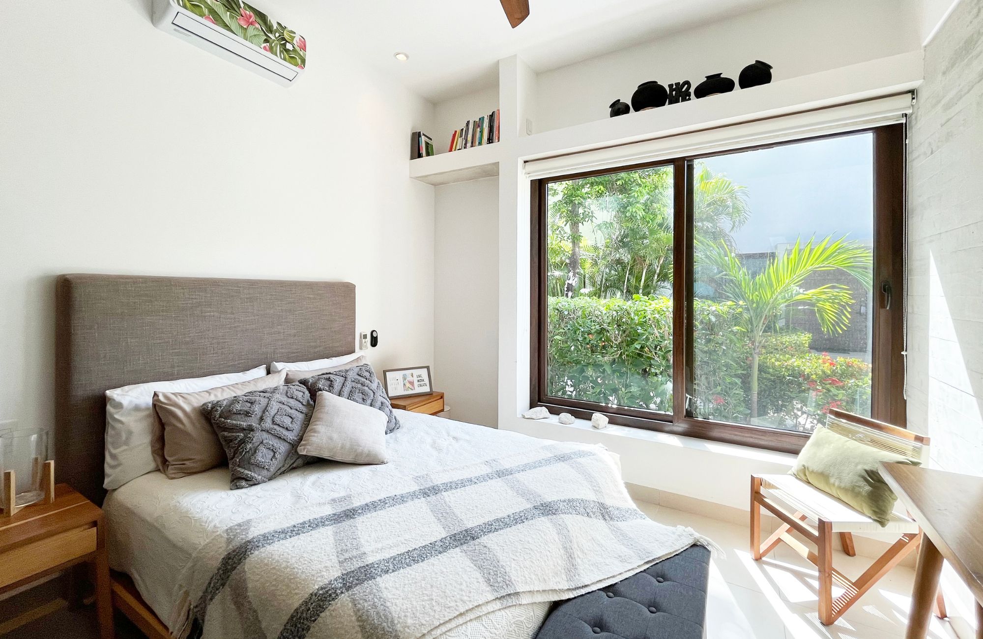 Luxury Home with Rooftop and Solar Power for Sale &ndash; Tulum Country Club, Tulum