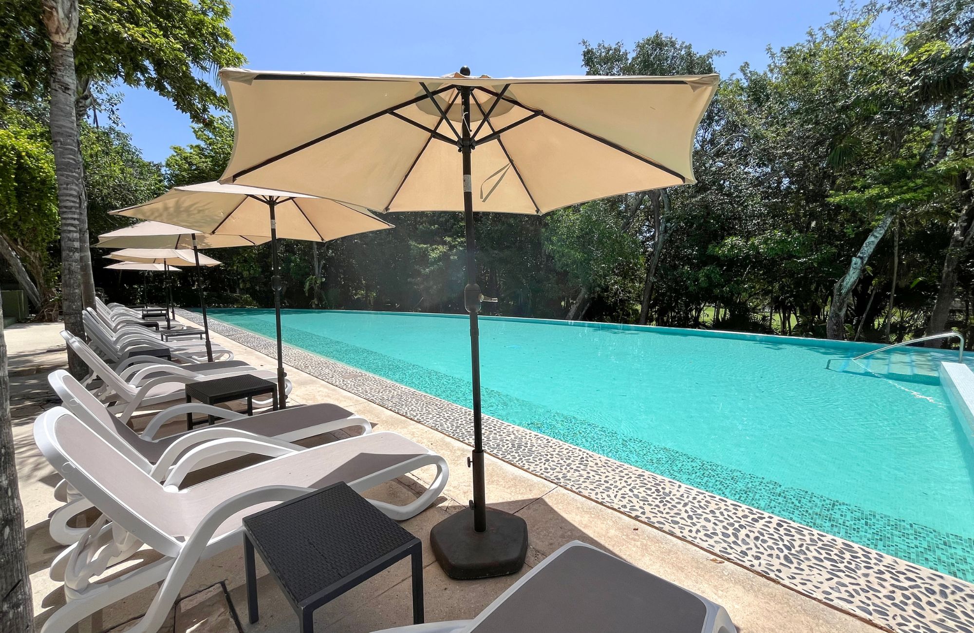 Luxury Home with Rooftop and Solar Power for Sale &ndash; Tulum Country Club, Tulum