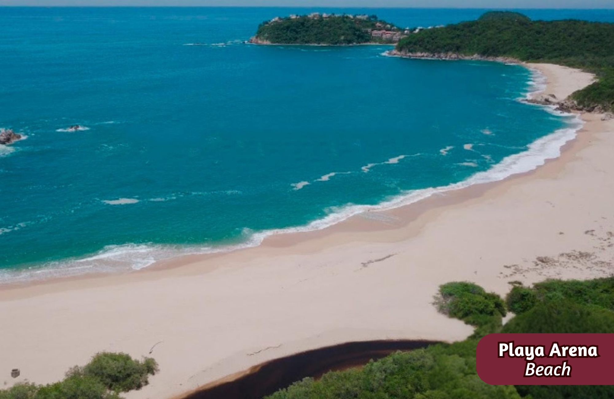 6 bedroom villa with pool and garden, for sale in Sector O, Huatulco.