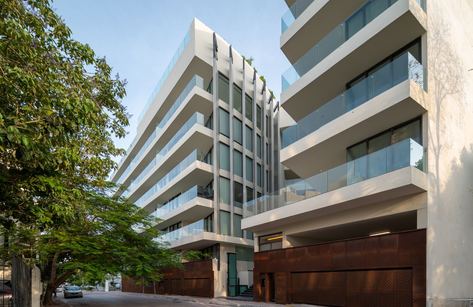 Condominio a pasos de la playa, alberca vista al mar, Playa del Carmen venta.