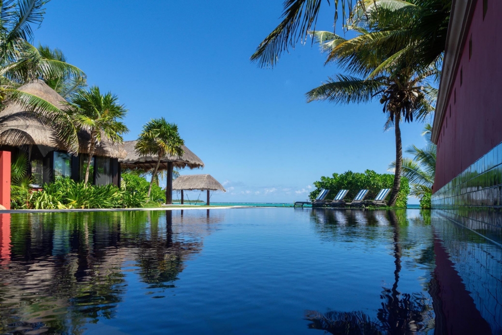 Luxury Beachfront villa on beautiful Soliman Bay.