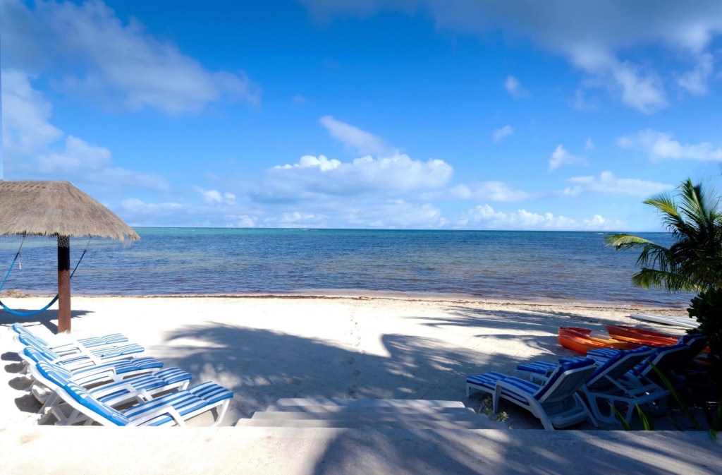 Luxury Beachfront villa on beautiful Soliman Bay.