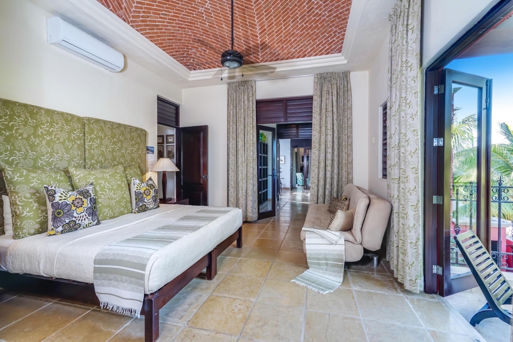 Luxury Beachfront villa on beautiful Soliman Bay.