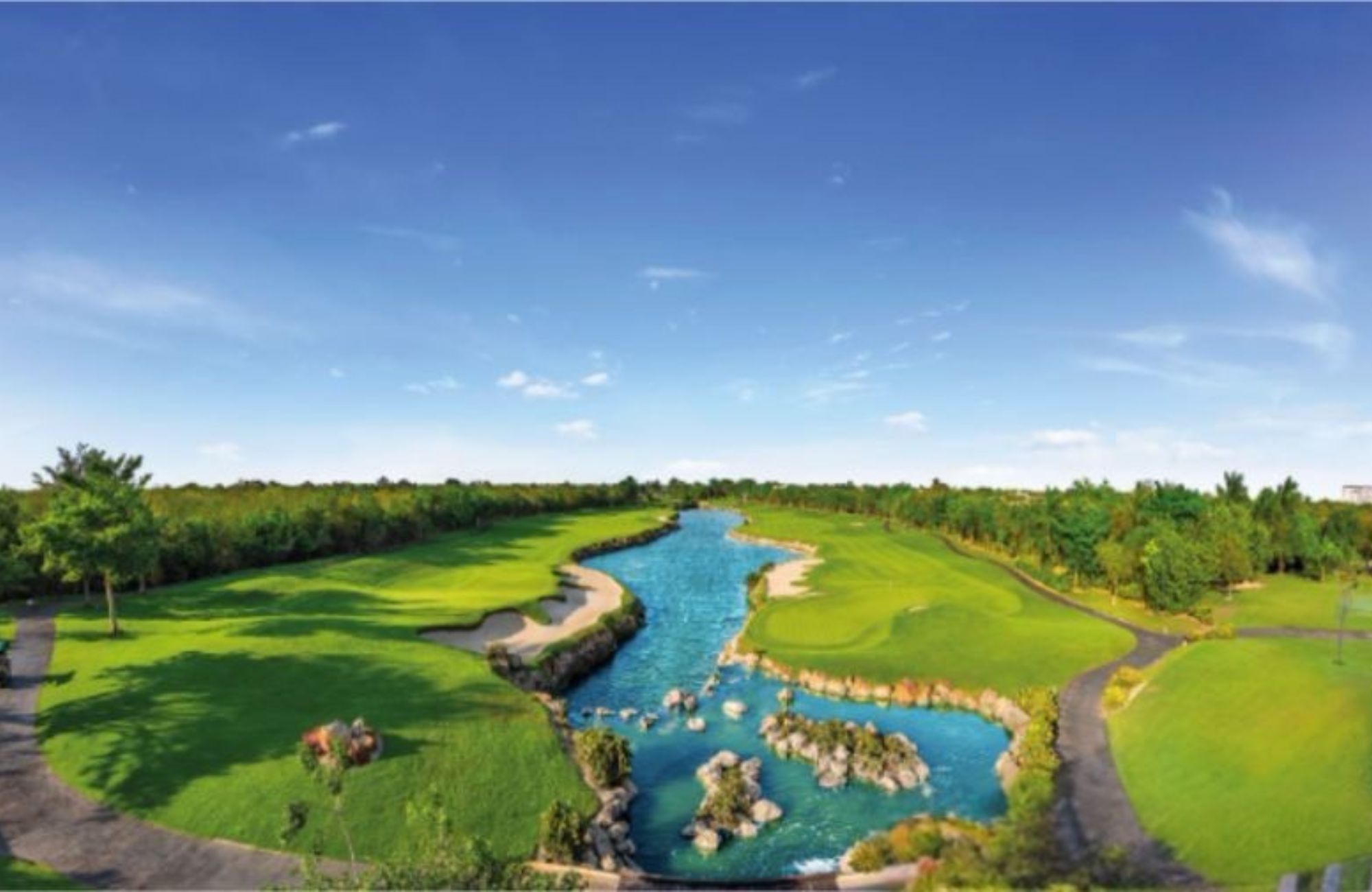 Casa con alberca privada y vista al campo de golf, en venta, Yucatan Country Club, Yucatan